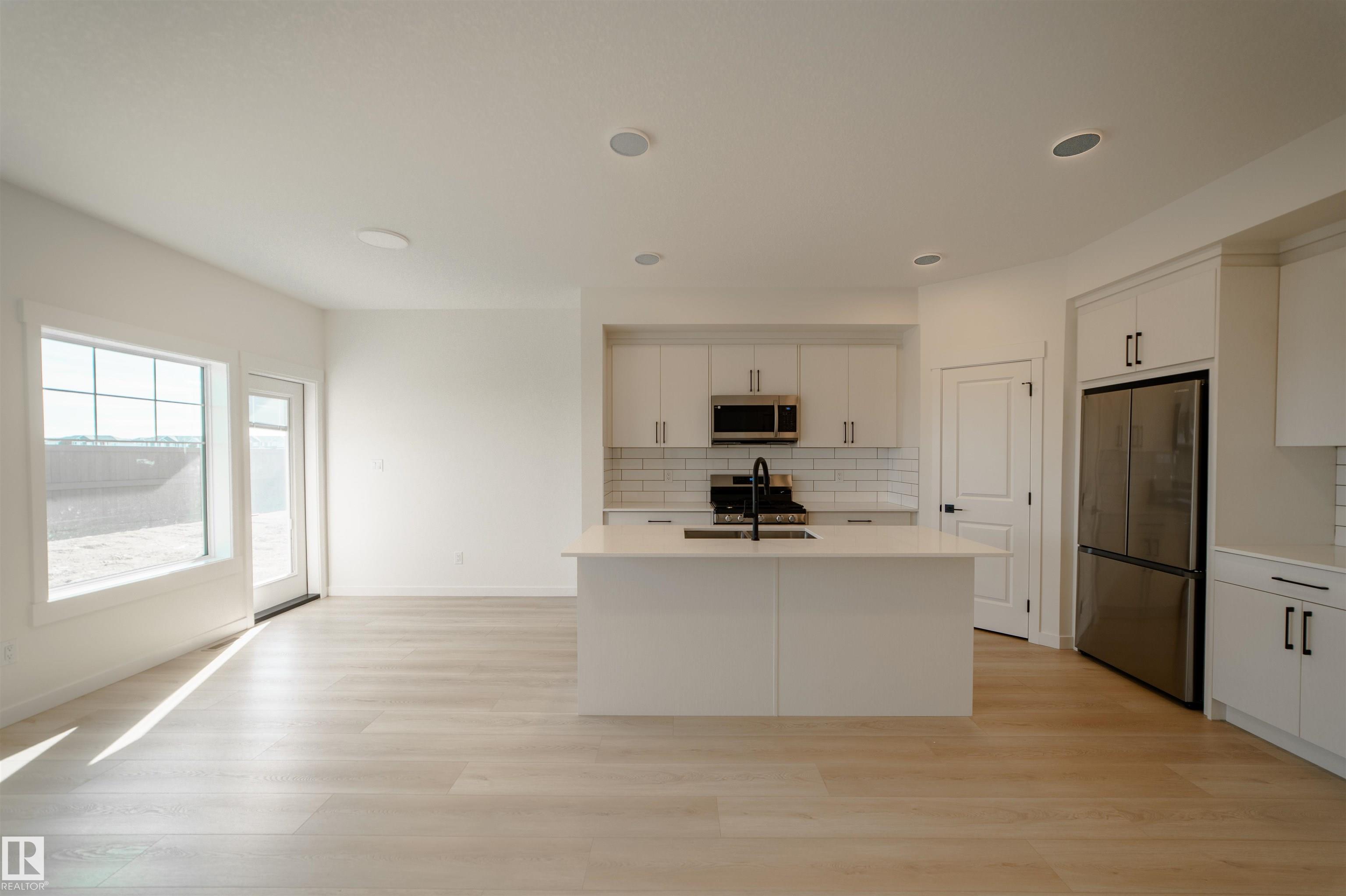 Photo 11 at 1303 Podersky Wynd SW, Paisley, Edmonton