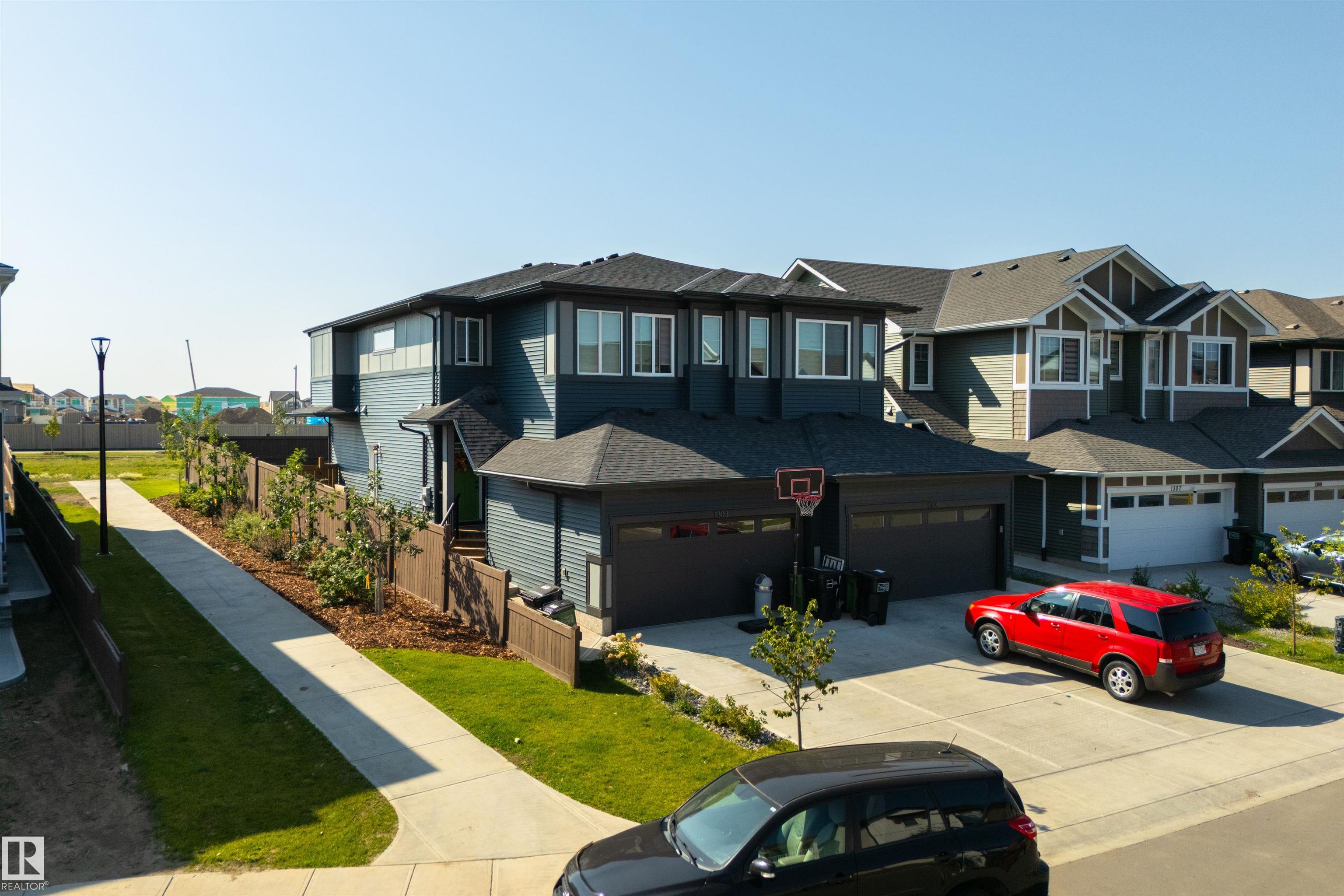 1303 Podersky Wynd SW, Paisley, Edmonton