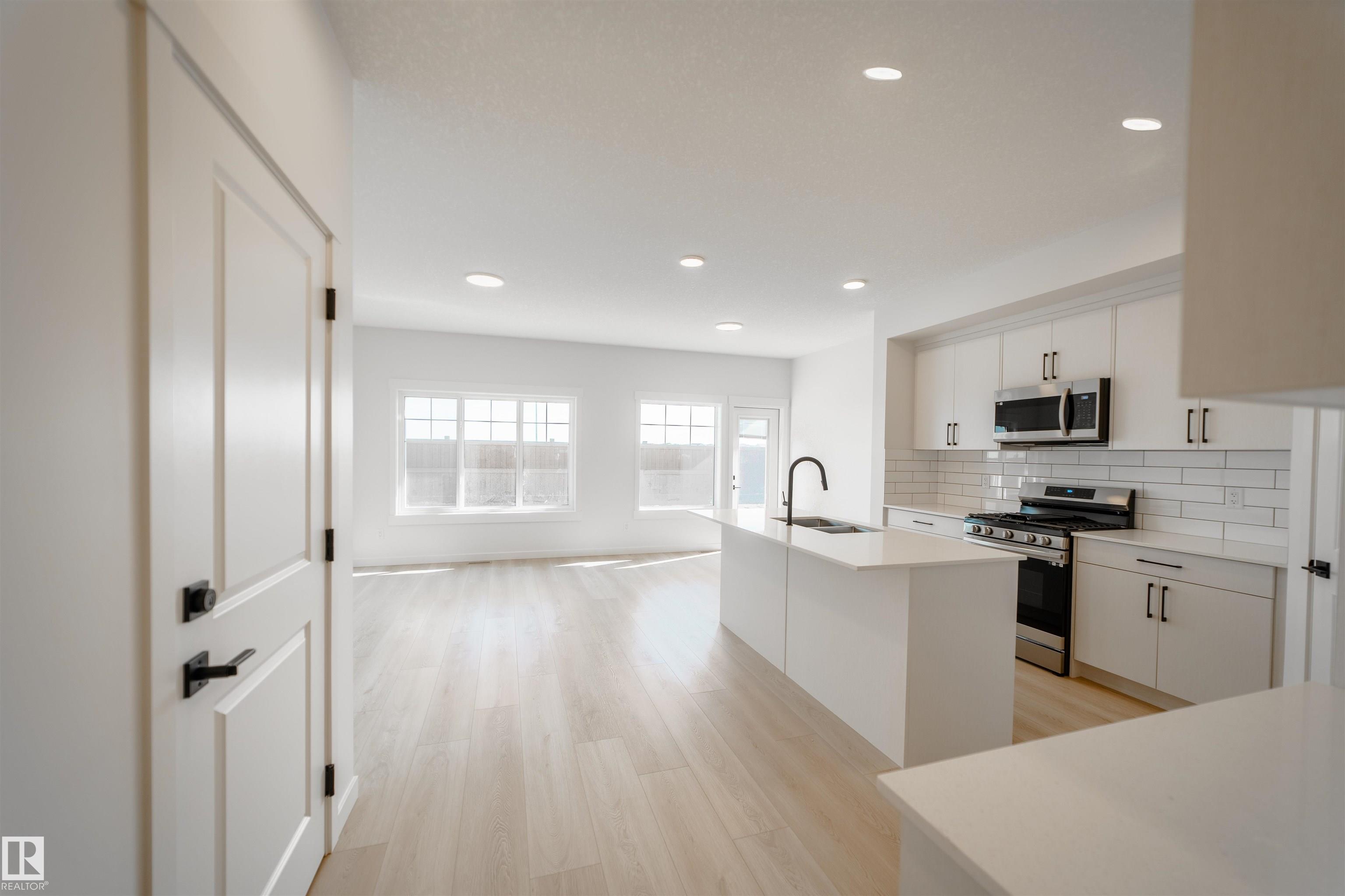 Photo 6 at 1303 Podersky Wynd SW, Paisley, Edmonton