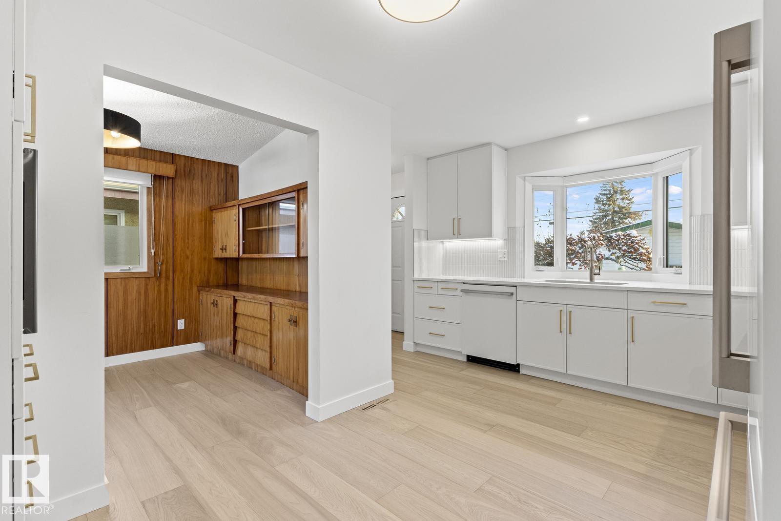 Photo 16 at 10629 79 Street NW, Forest Heights, Edmonton