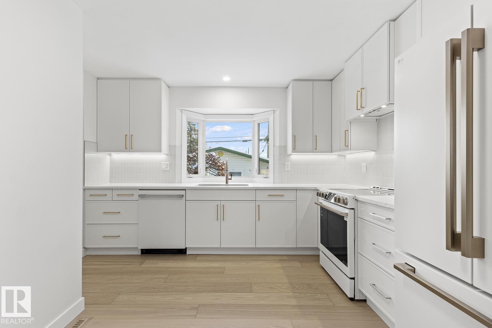 Photo 17 at 10629 79 Street NW, Forest Heights, Edmonton