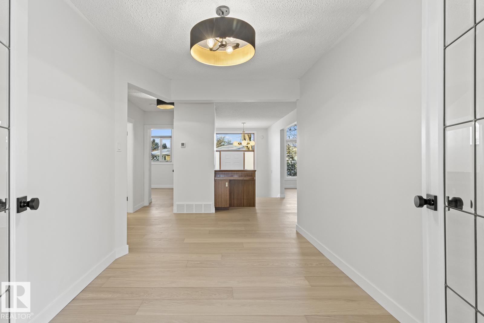 Photo 34 at 10629 79 Street NW, Forest Heights, Edmonton