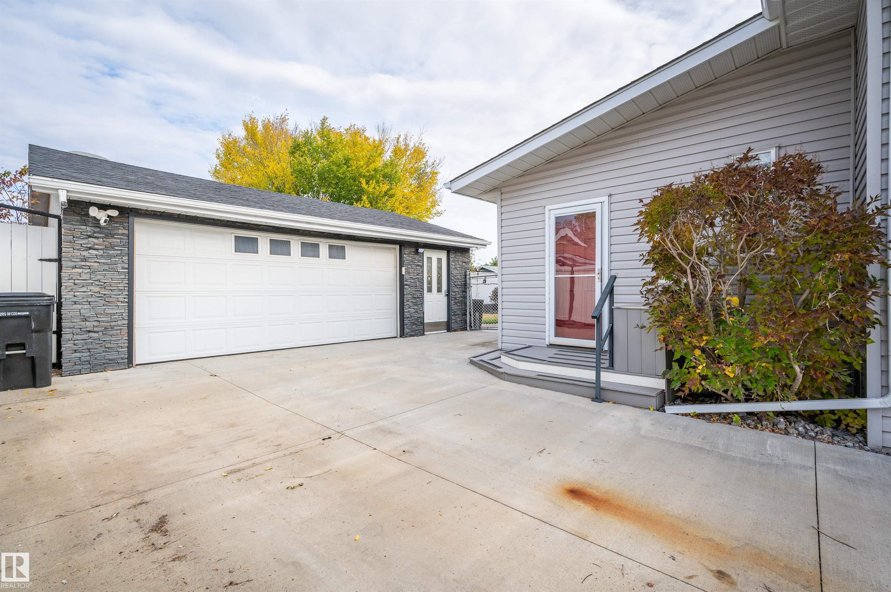 Photo 41 at 3410 135a Avenue NW, Belmont, Edmonton