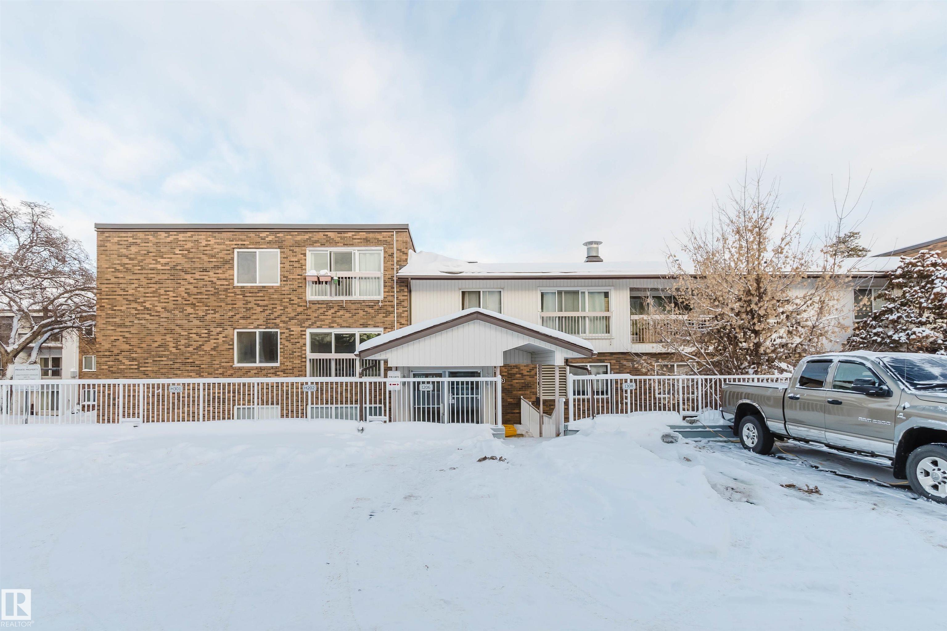 201 - 11450 40 Avenue NW, Royal Gardens, Edmonton