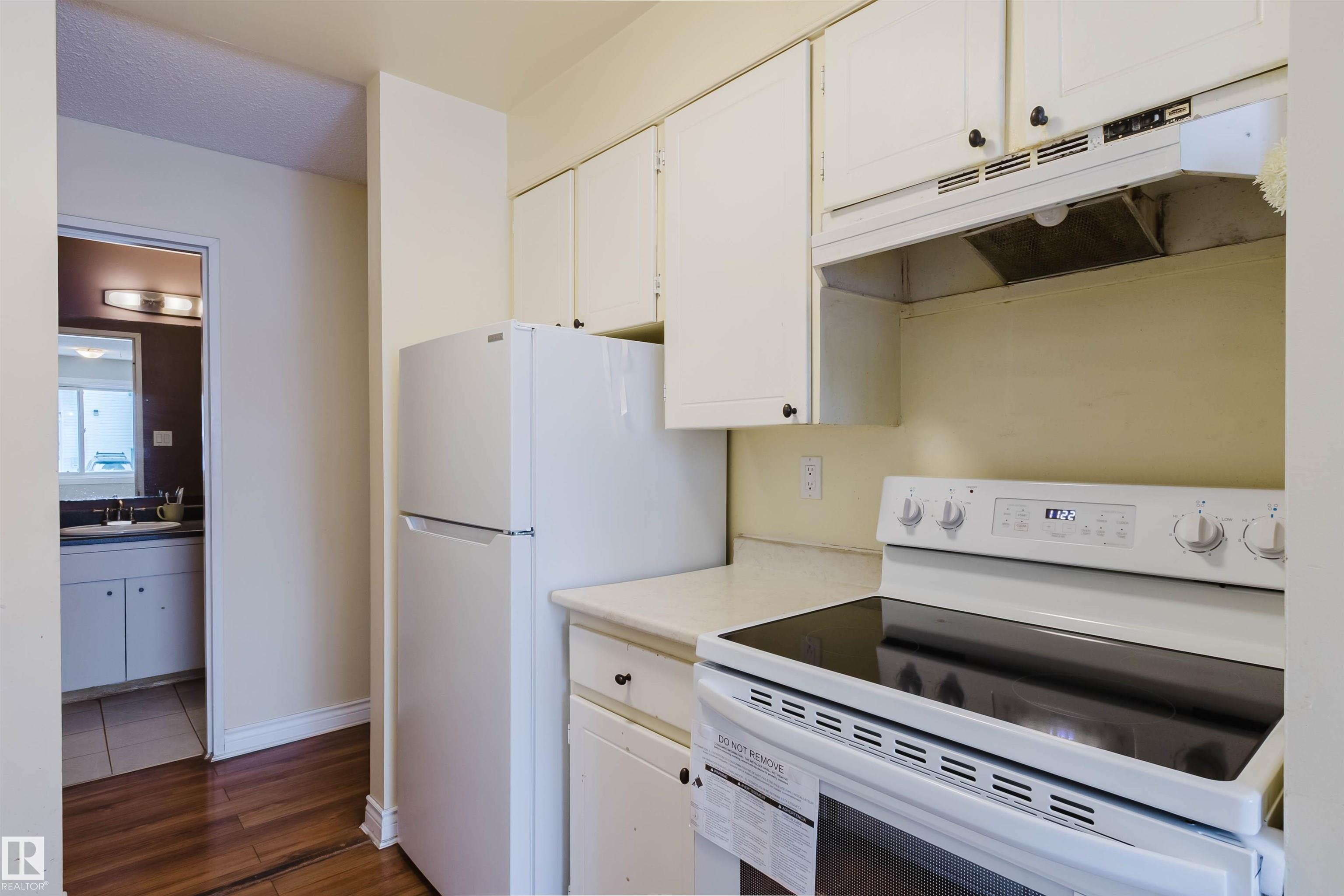 Photo 13 at 201 - 11450 40 Avenue NW, Royal Gardens, Edmonton