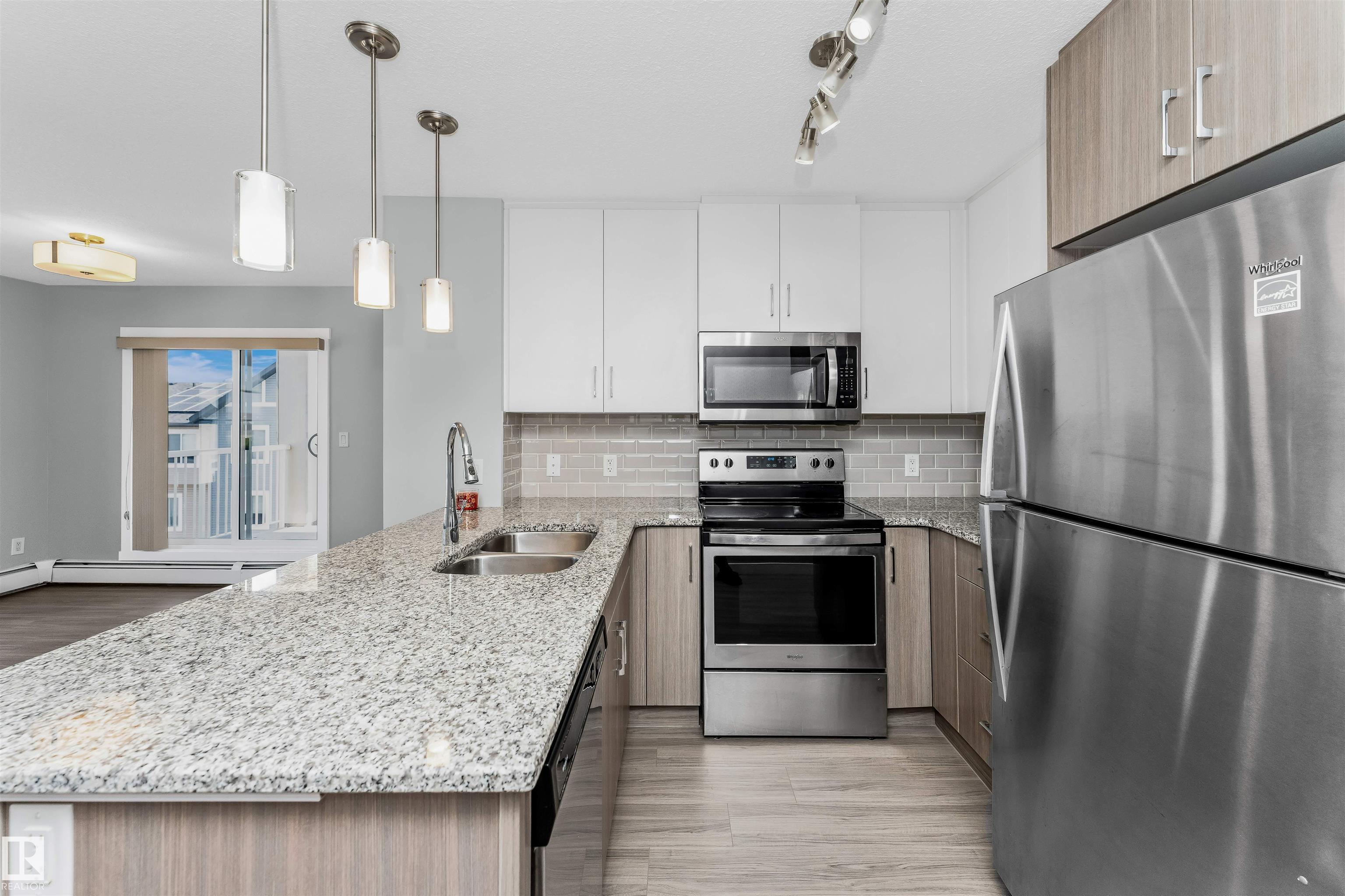 Photo 12 at 301 - 3670 139 Avenue NW, Clareview Town Centre, Edmonton