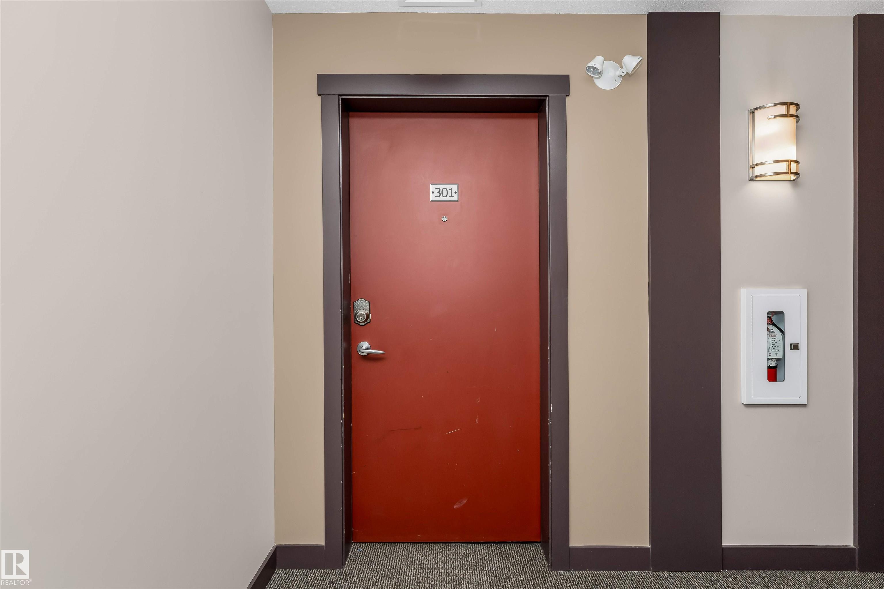 301 - 3670 139 Avenue NW, Clareview Town Centre, Edmonton