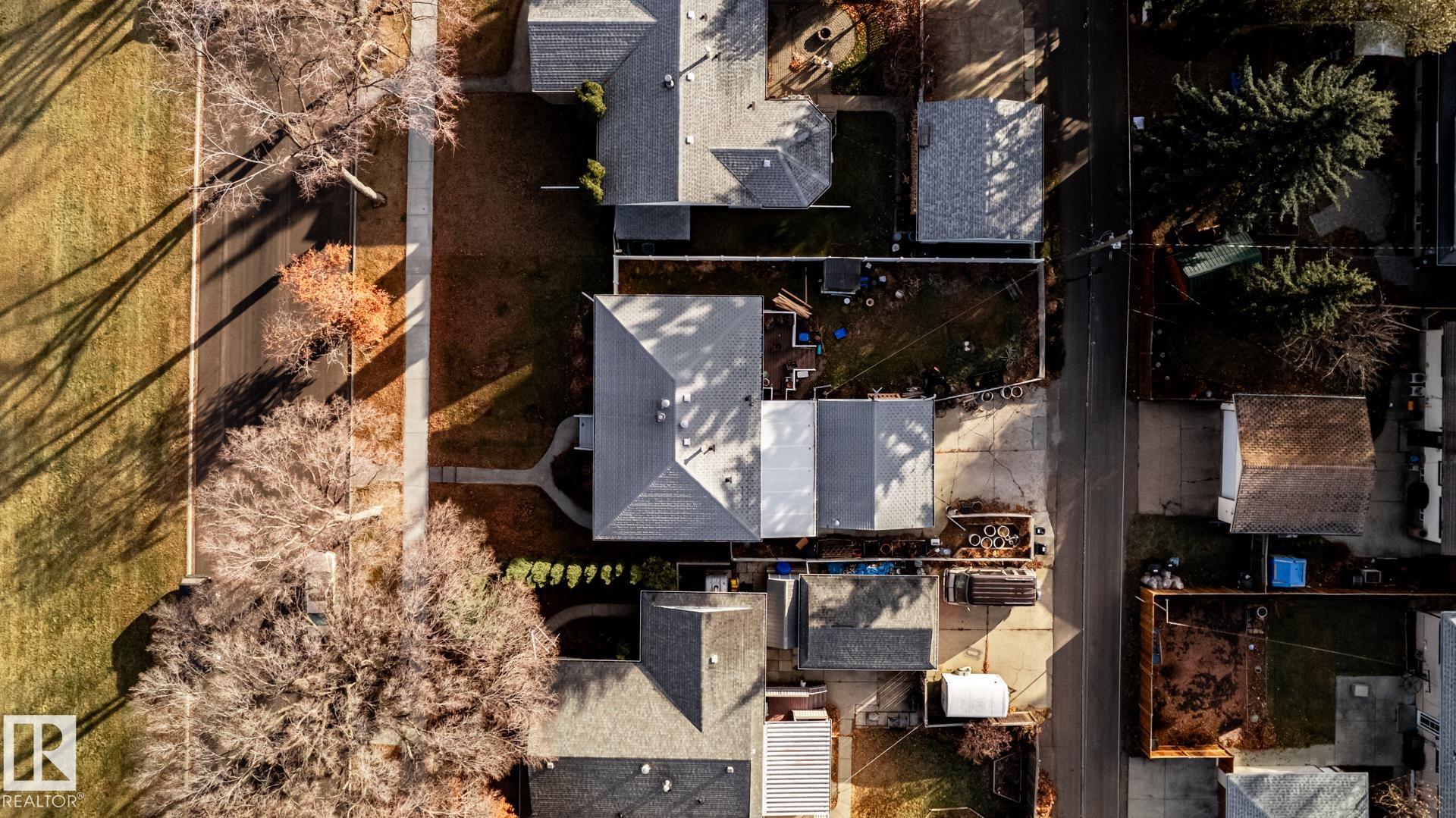 Photo 16 at 6724 84 Street NW, Argyll, Edmonton