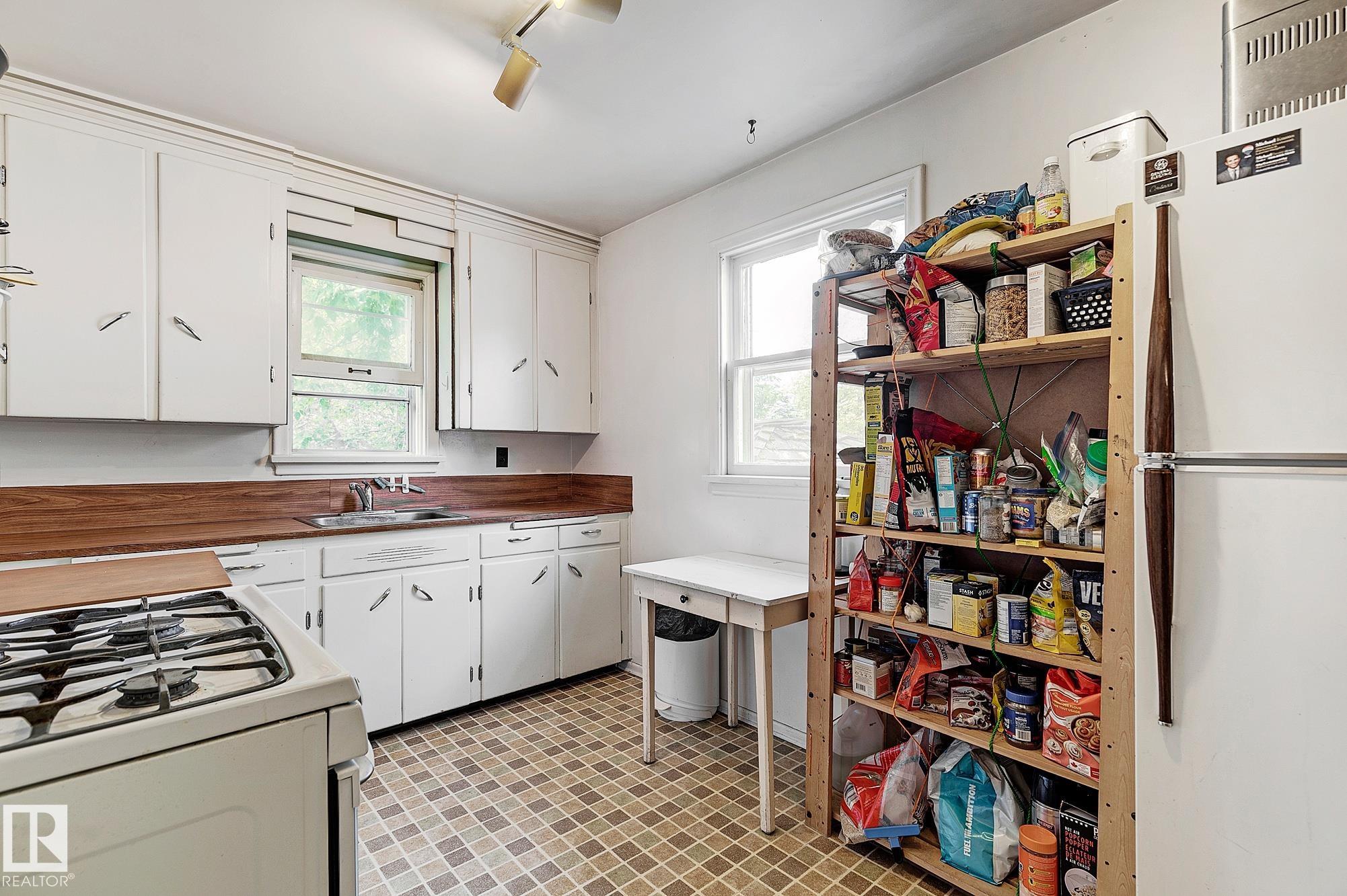 Photo 20 at 11559 80 Avenue NW, Belgravia, Edmonton