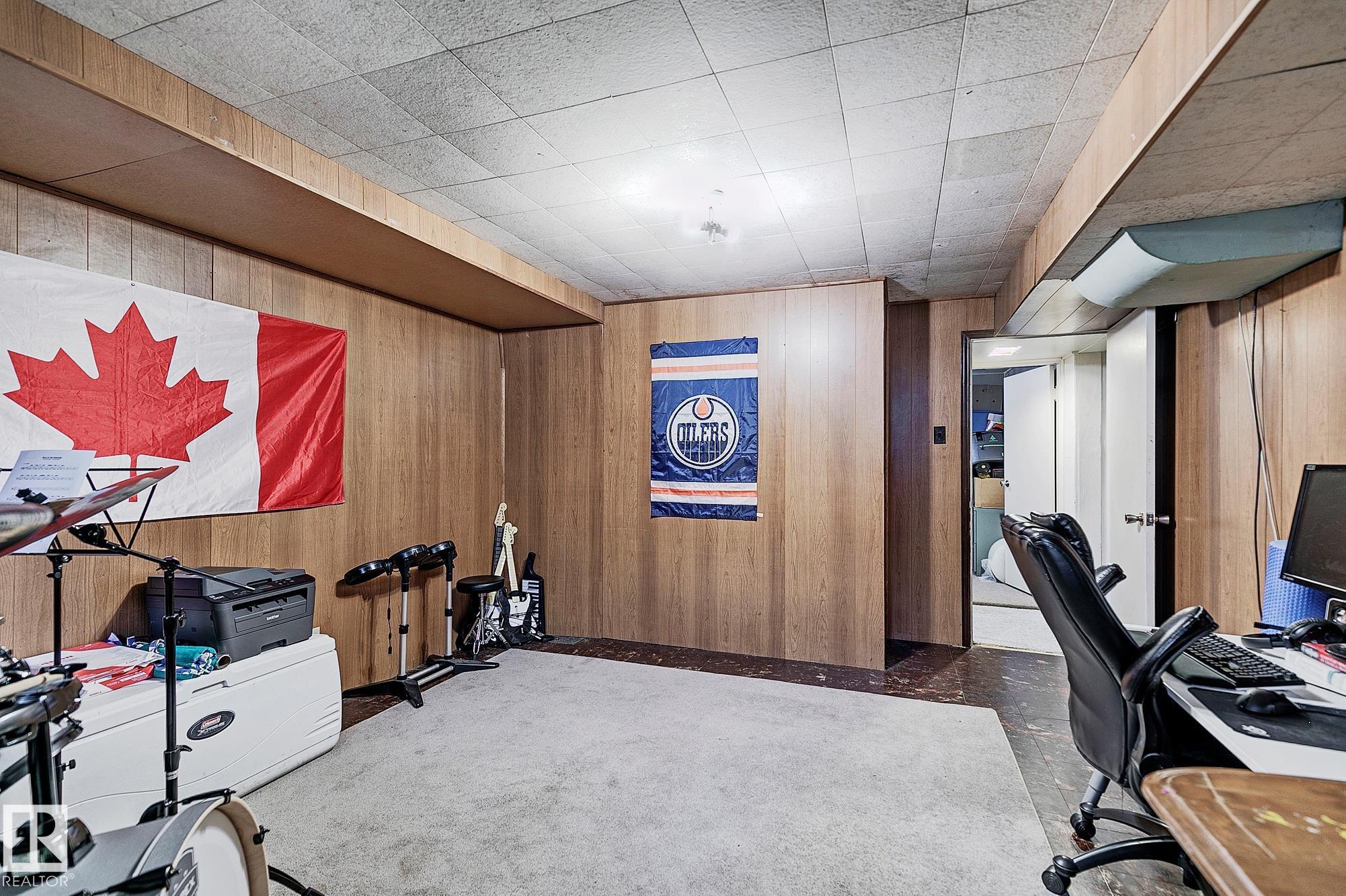 Photo 32 at 11559 80 Avenue NW, Belgravia, Edmonton