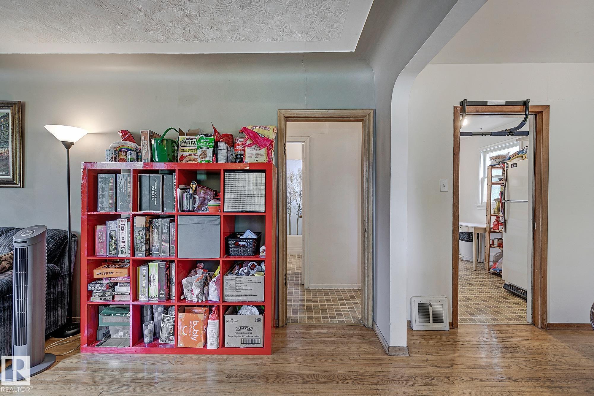 11559 80 Avenue NW, Belgravia, Edmonton