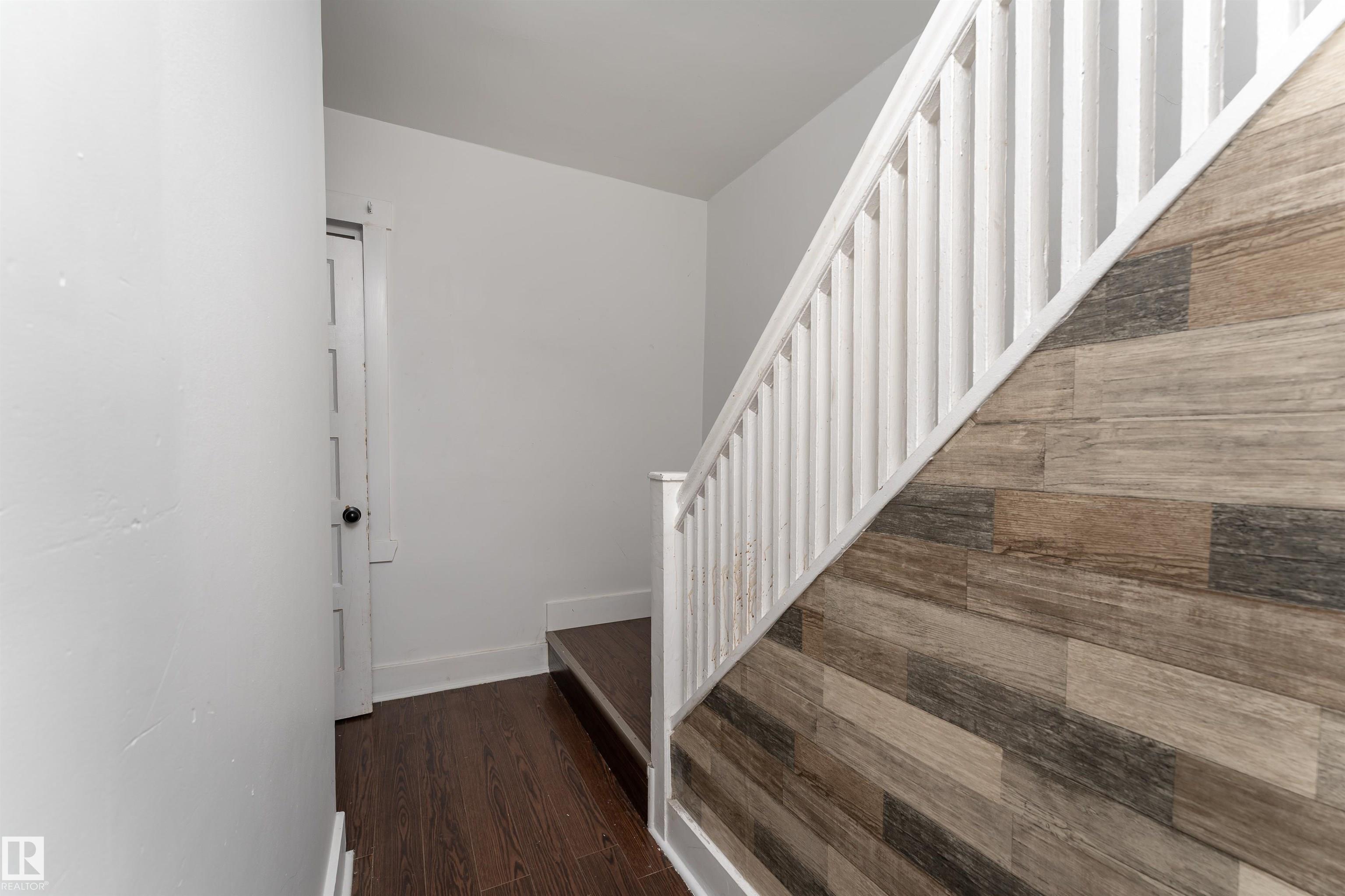 Photo 8 at 12018 95 Street NW, Alberta Avenue, Edmonton