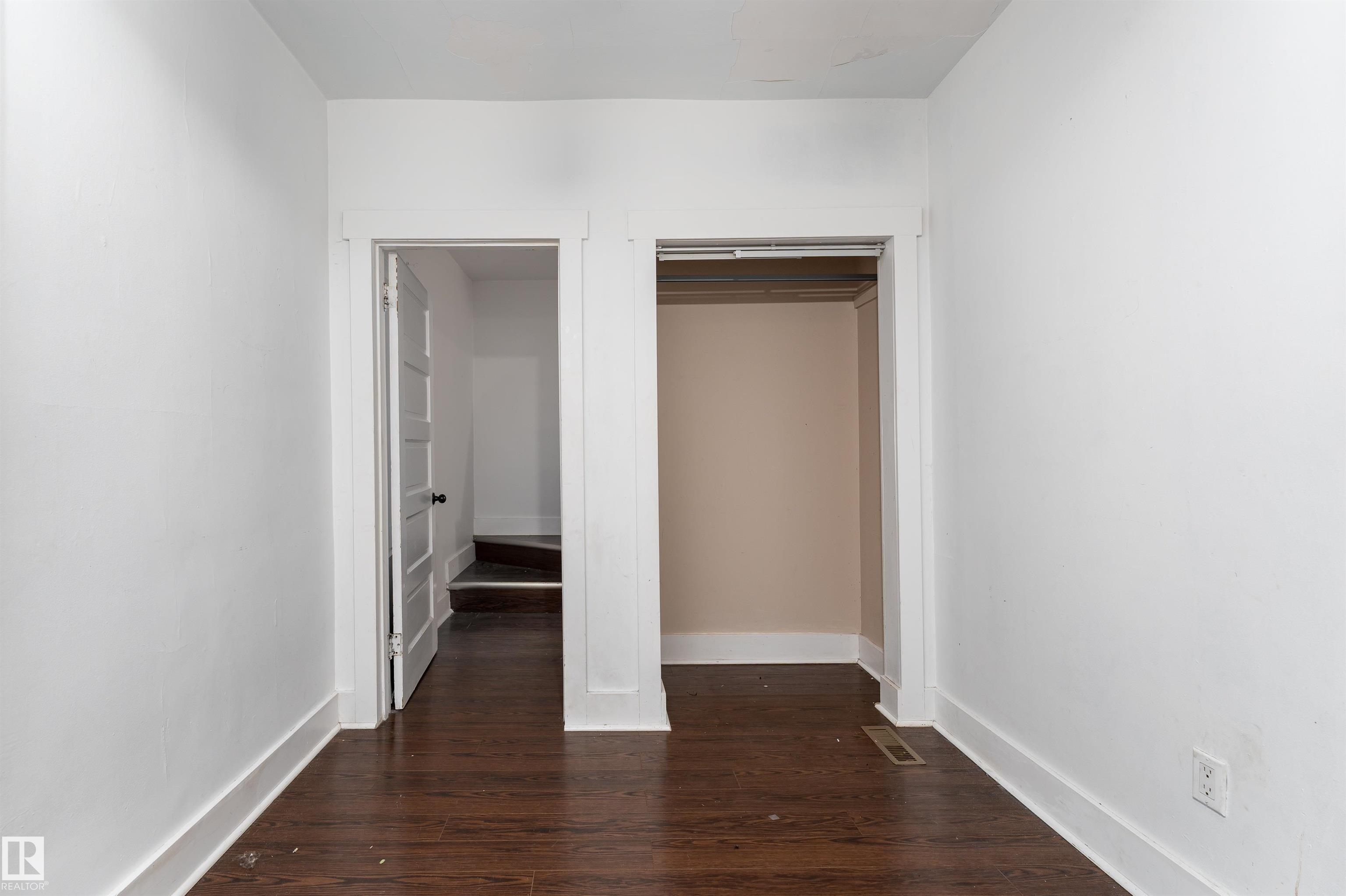 Photo 10 at 12018 95 Street NW, Alberta Avenue, Edmonton