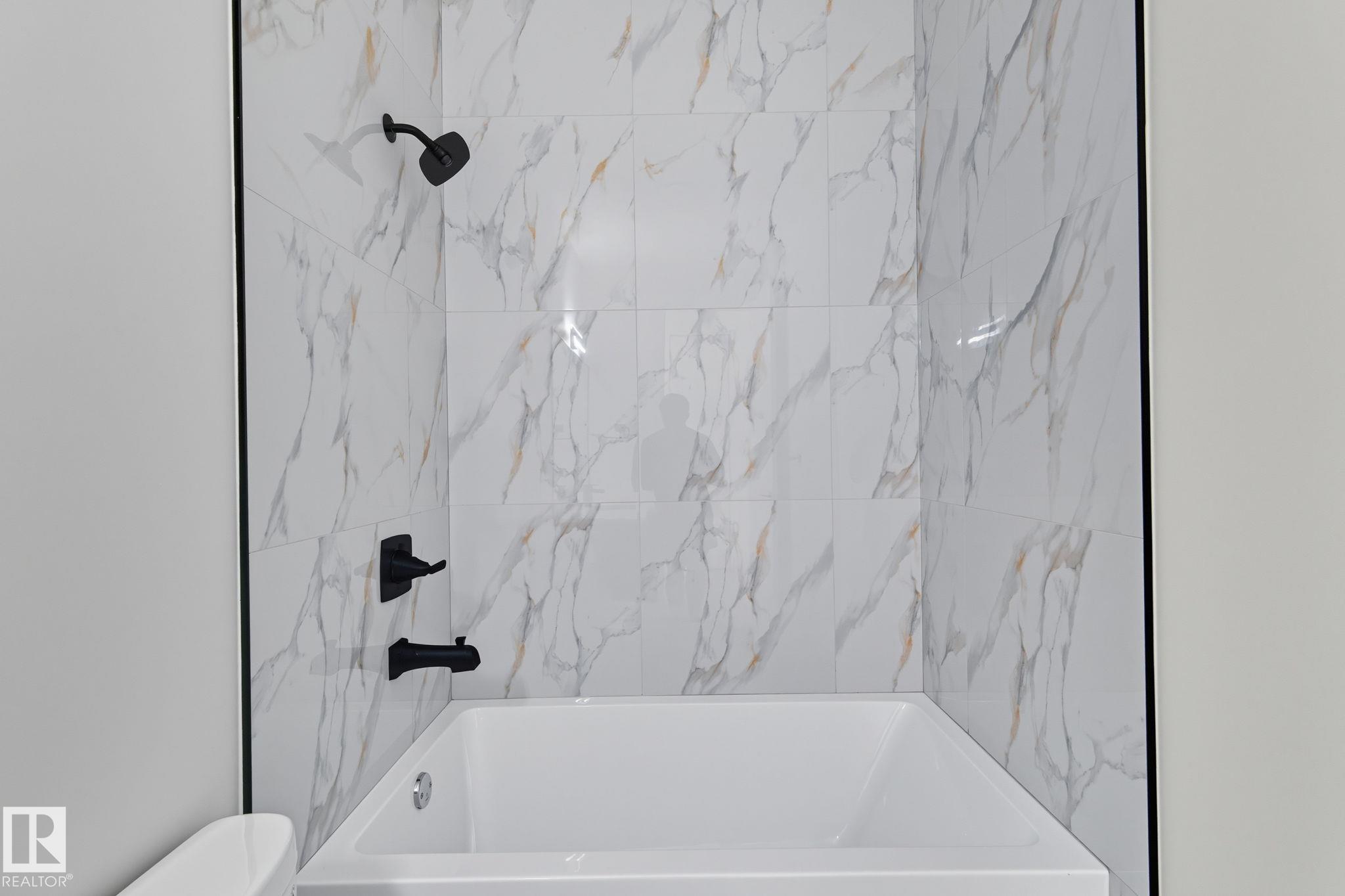 Photo 46 at 1133 Gyrfalcon Crescent NW, Hawks Ridge, Edmonton