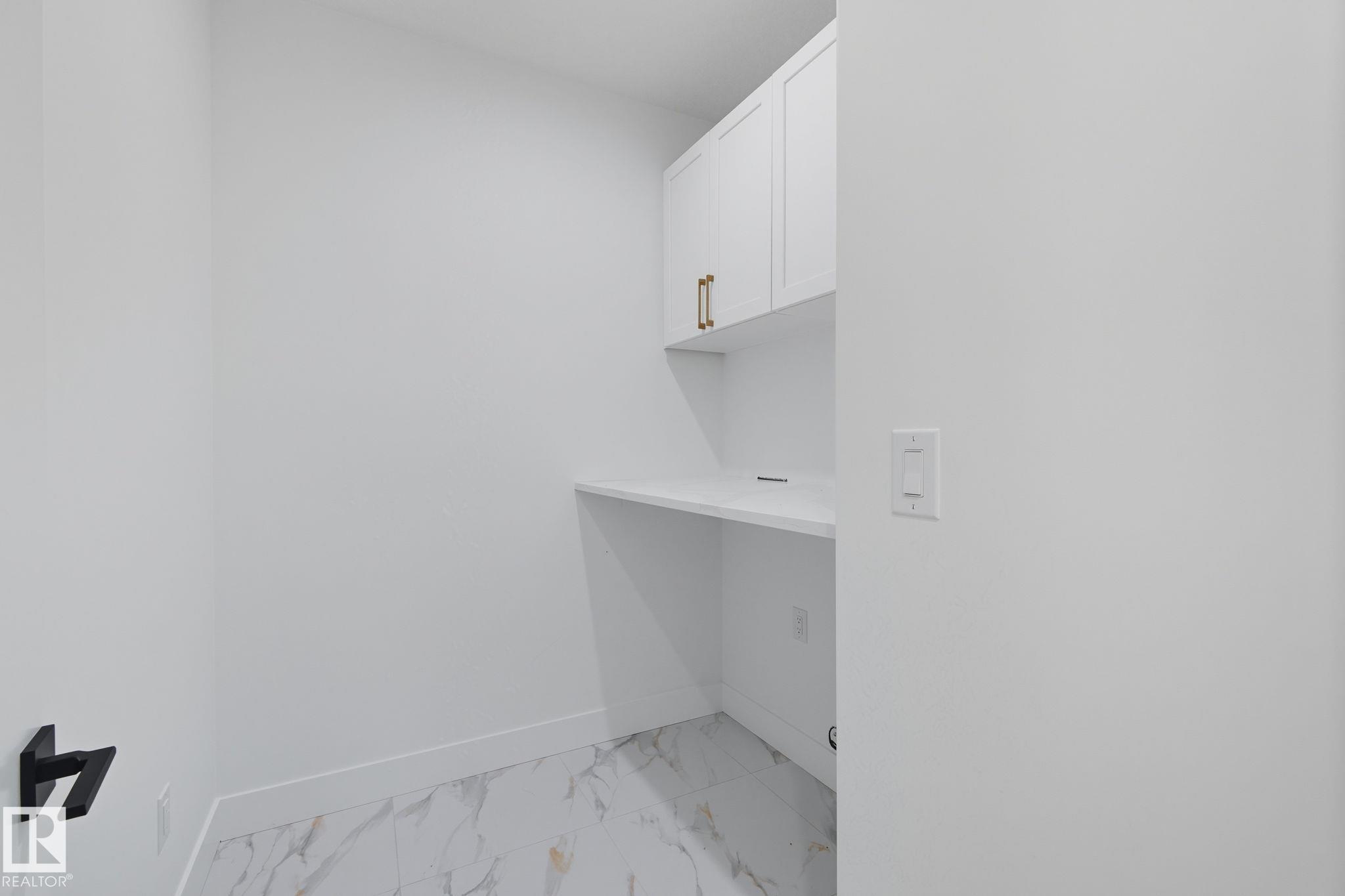 Photo 48 at 1133 Gyrfalcon Crescent NW, Hawks Ridge, Edmonton