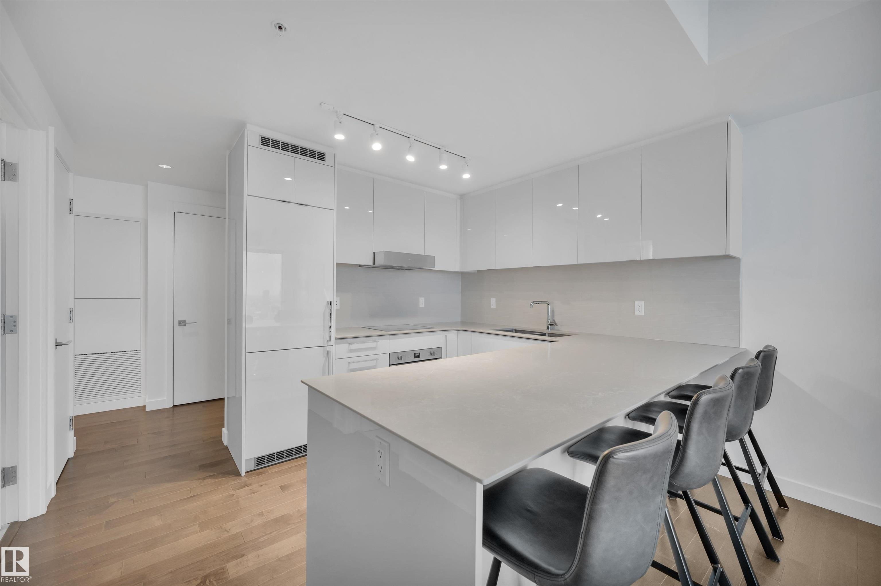 Picture for #2711 10360 102 ST NW