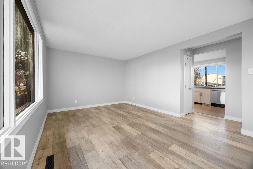 10458 166 Street NW, Britannia Youngstown, Edmonton