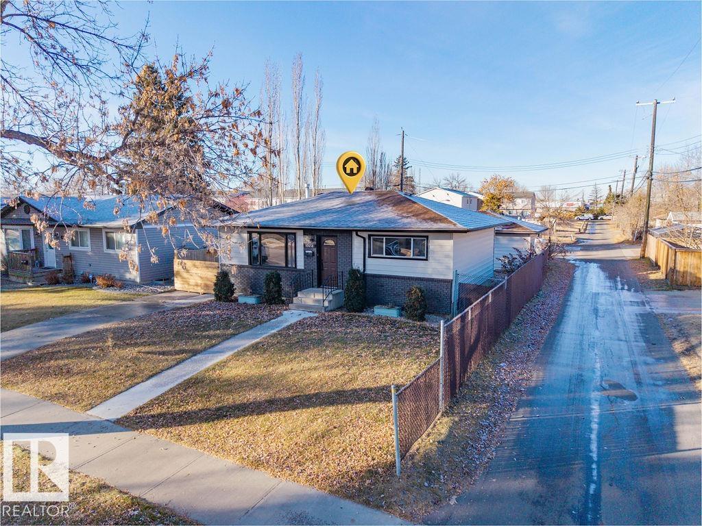 Photo 28 at 10458 166 Street NW, Britannia Youngstown, Edmonton