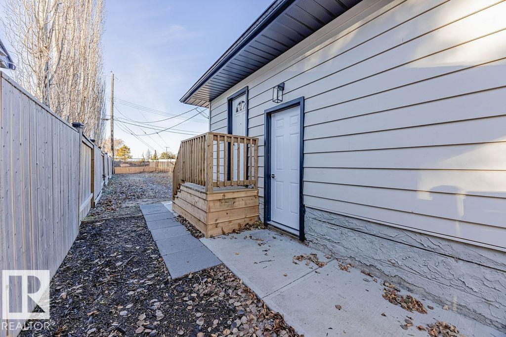 Photo 30 at 10458 166 Street NW, Britannia Youngstown, Edmonton