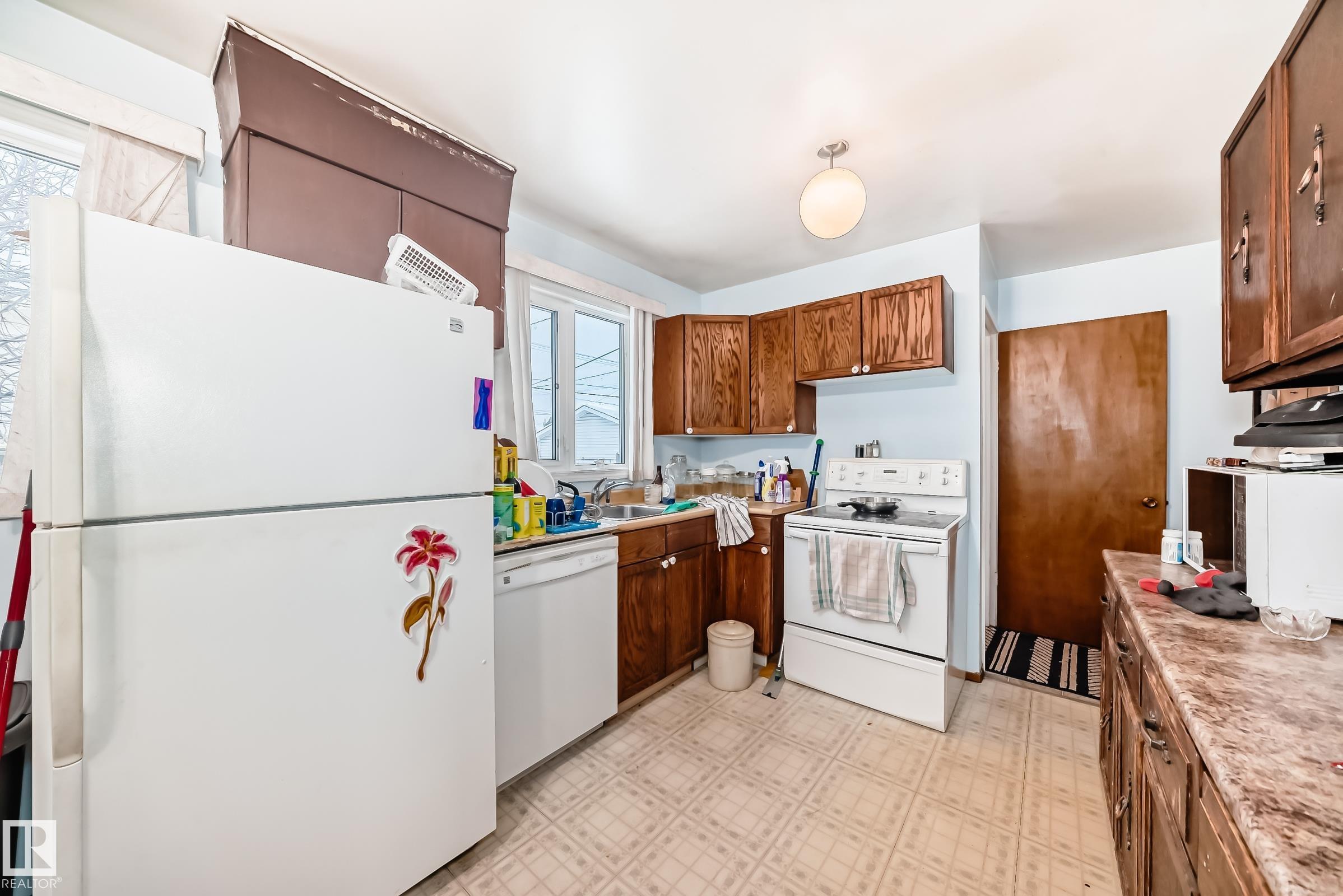 Photo 7 at 13444 61 Street NW, Belvedere, Edmonton