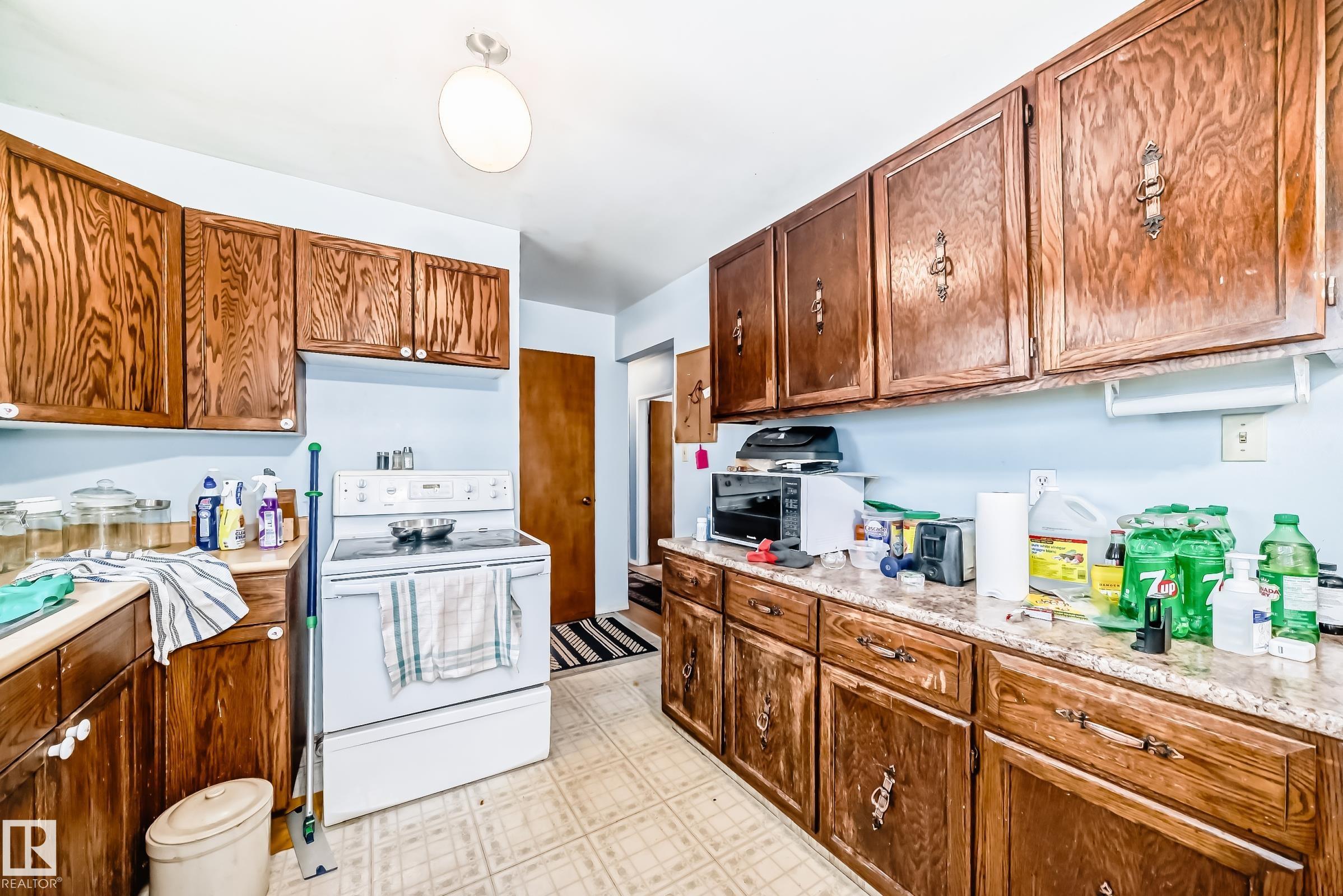 Photo 8 at 13444 61 Street NW, Belvedere, Edmonton