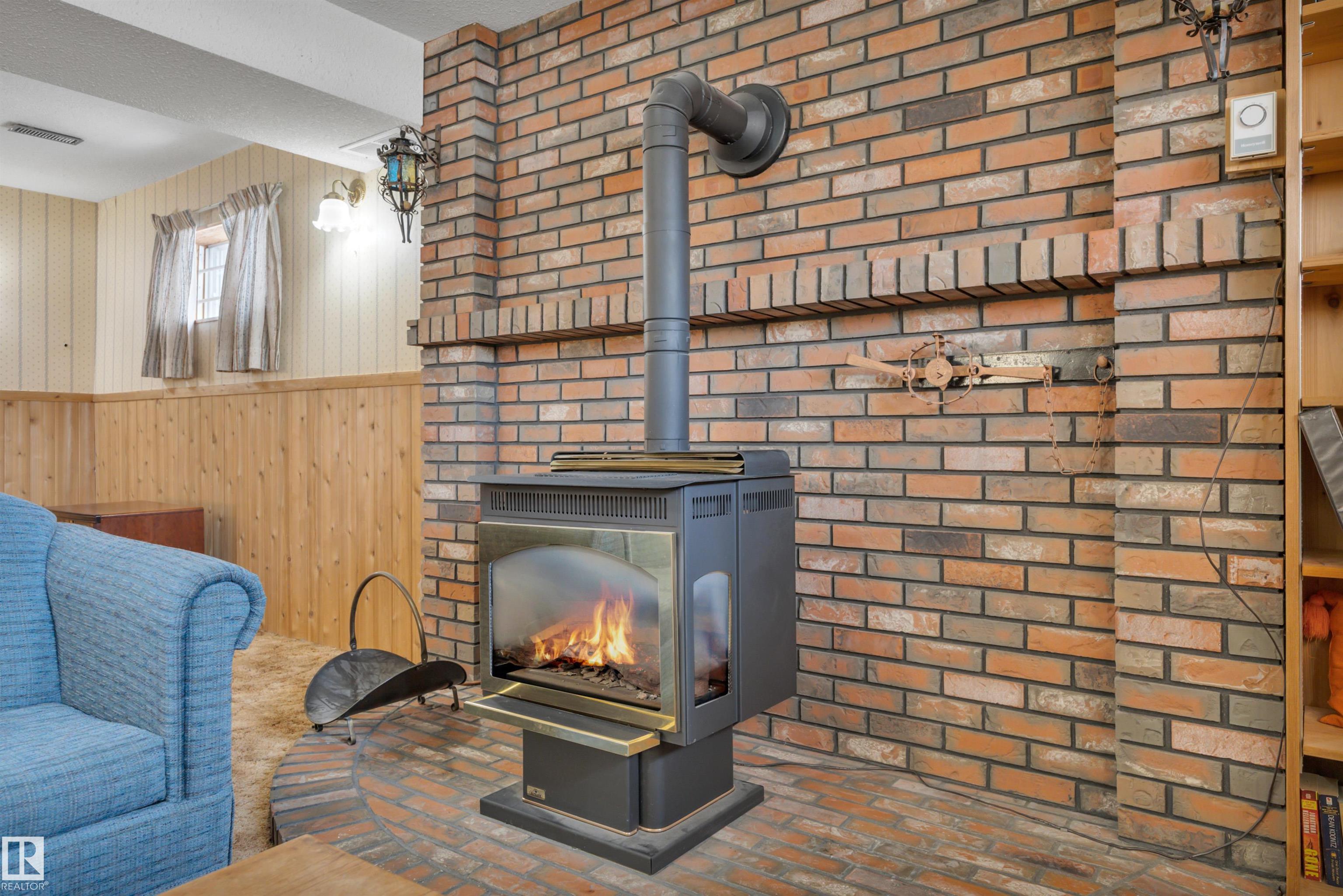 Photo 29 at 4314 39 Avenue, South Park, Leduc