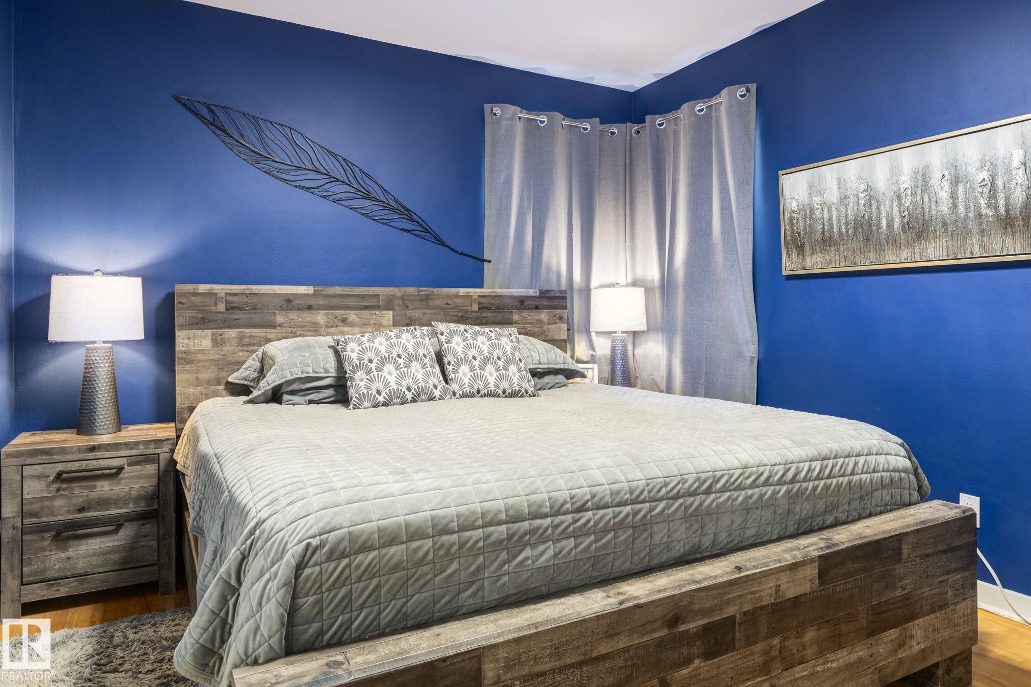 Photo 21 at 11844 96 Street NW, Alberta Avenue, Edmonton