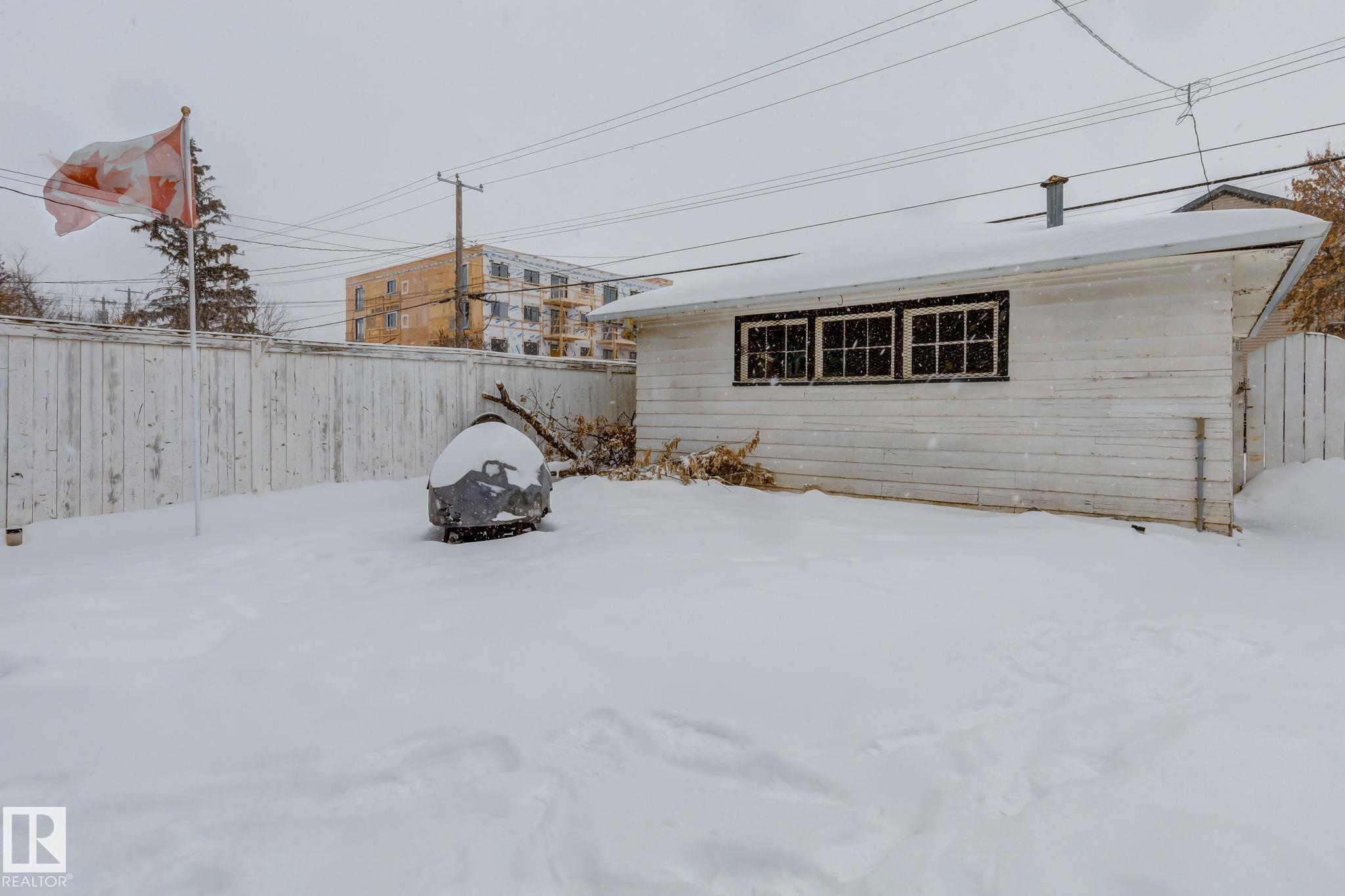 Photo 34 at 11844 96 Street NW, Alberta Avenue, Edmonton