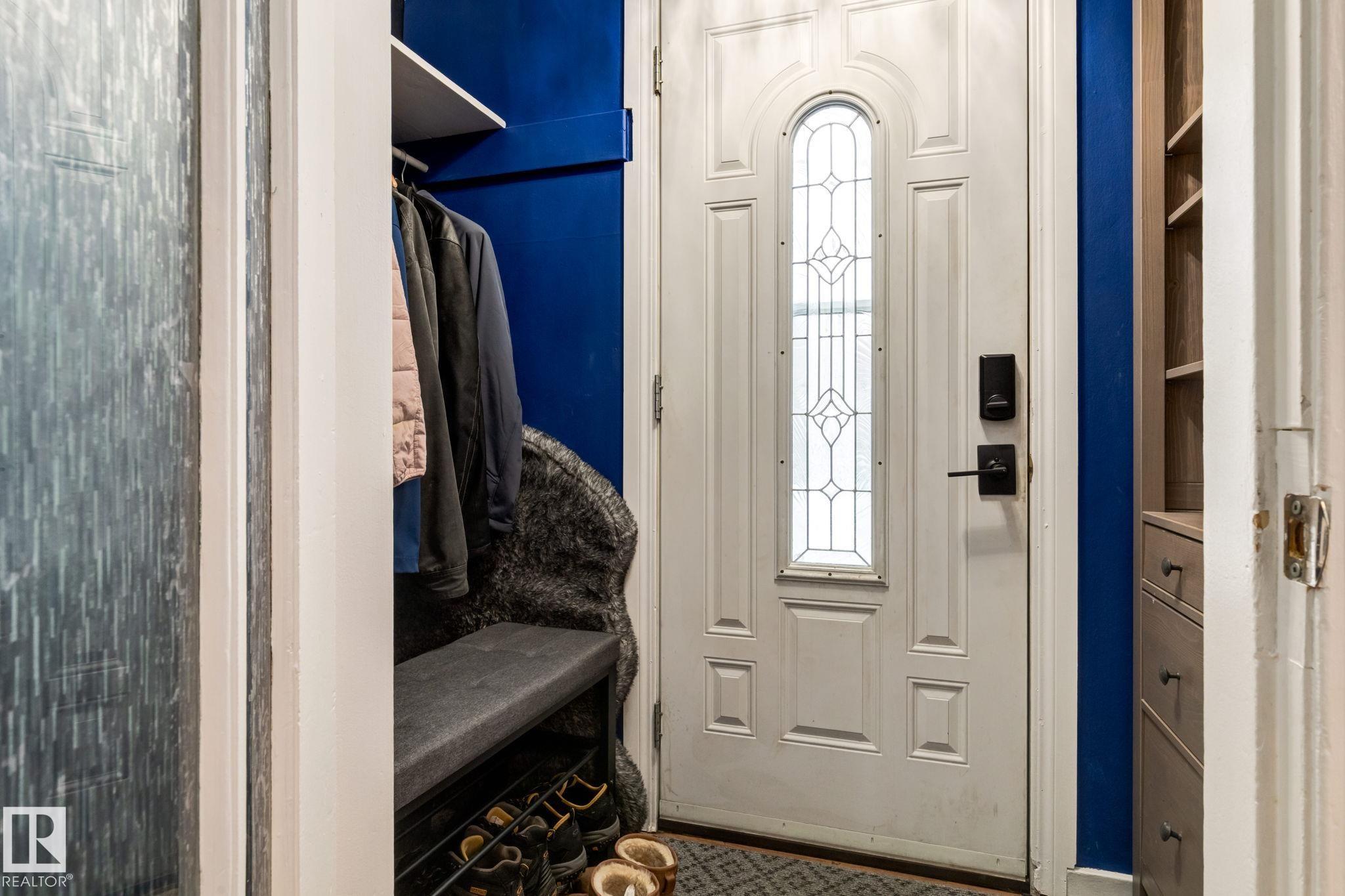 Photo 9 at 11844 96 Street NW, Alberta Avenue, Edmonton