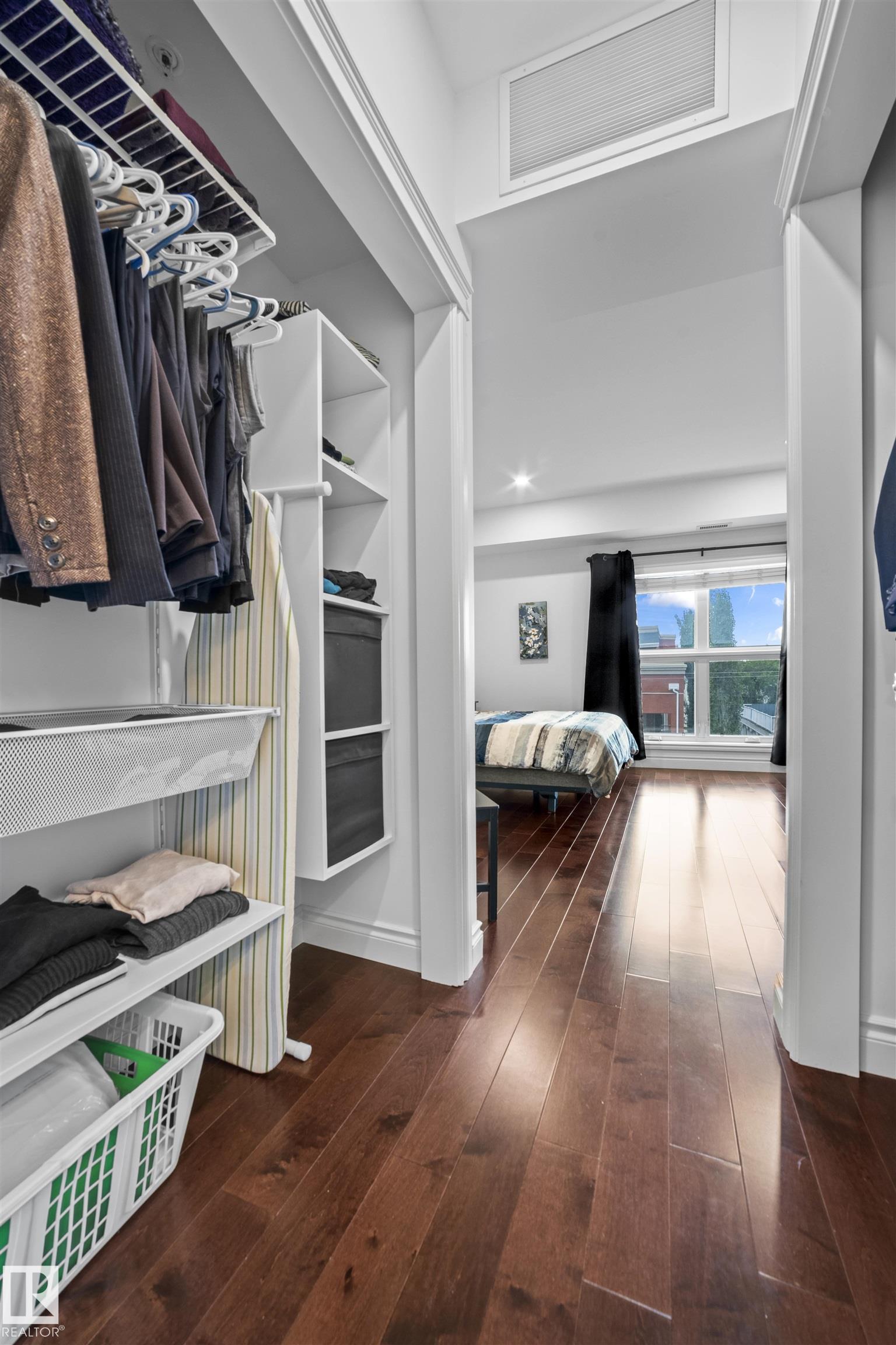 Photo 13 at 405 - 10232 115 Street NW, Wîhkwêntôwin, Edmonton