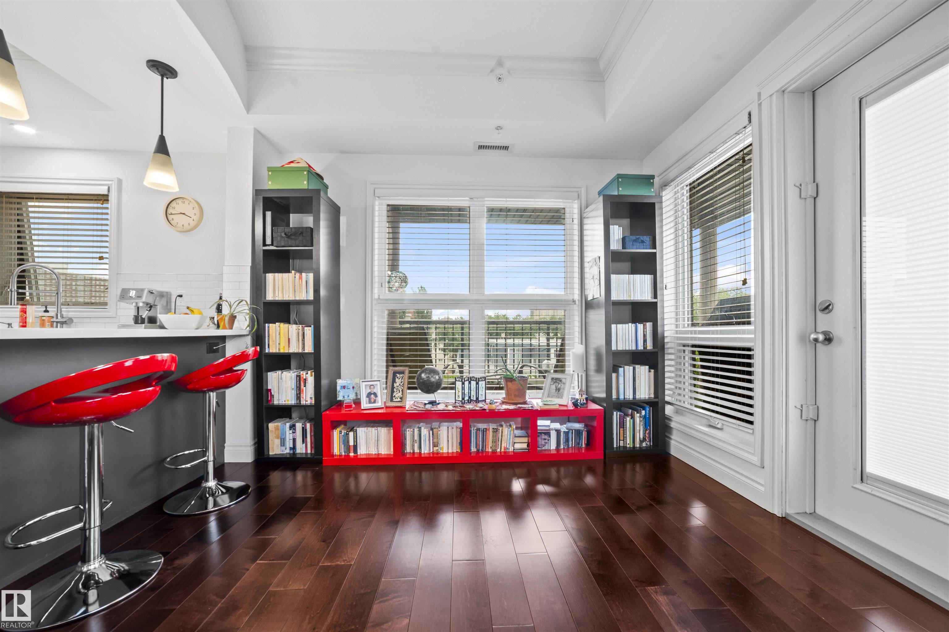 Photo 16 at 405 - 10232 115 Street NW, Wîhkwêntôwin, Edmonton