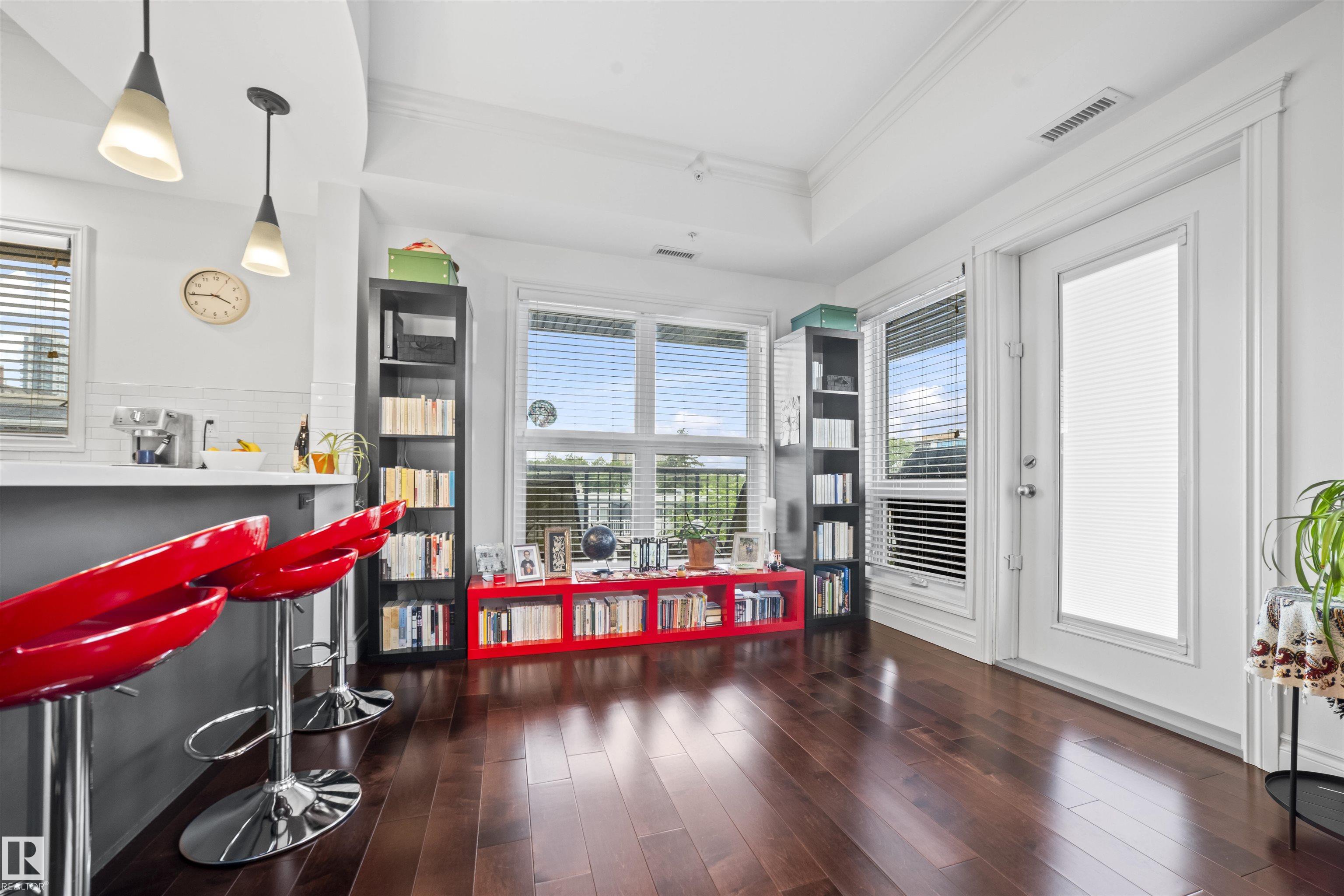 Photo 17 at 405 - 10232 115 Street NW, Wîhkwêntôwin, Edmonton