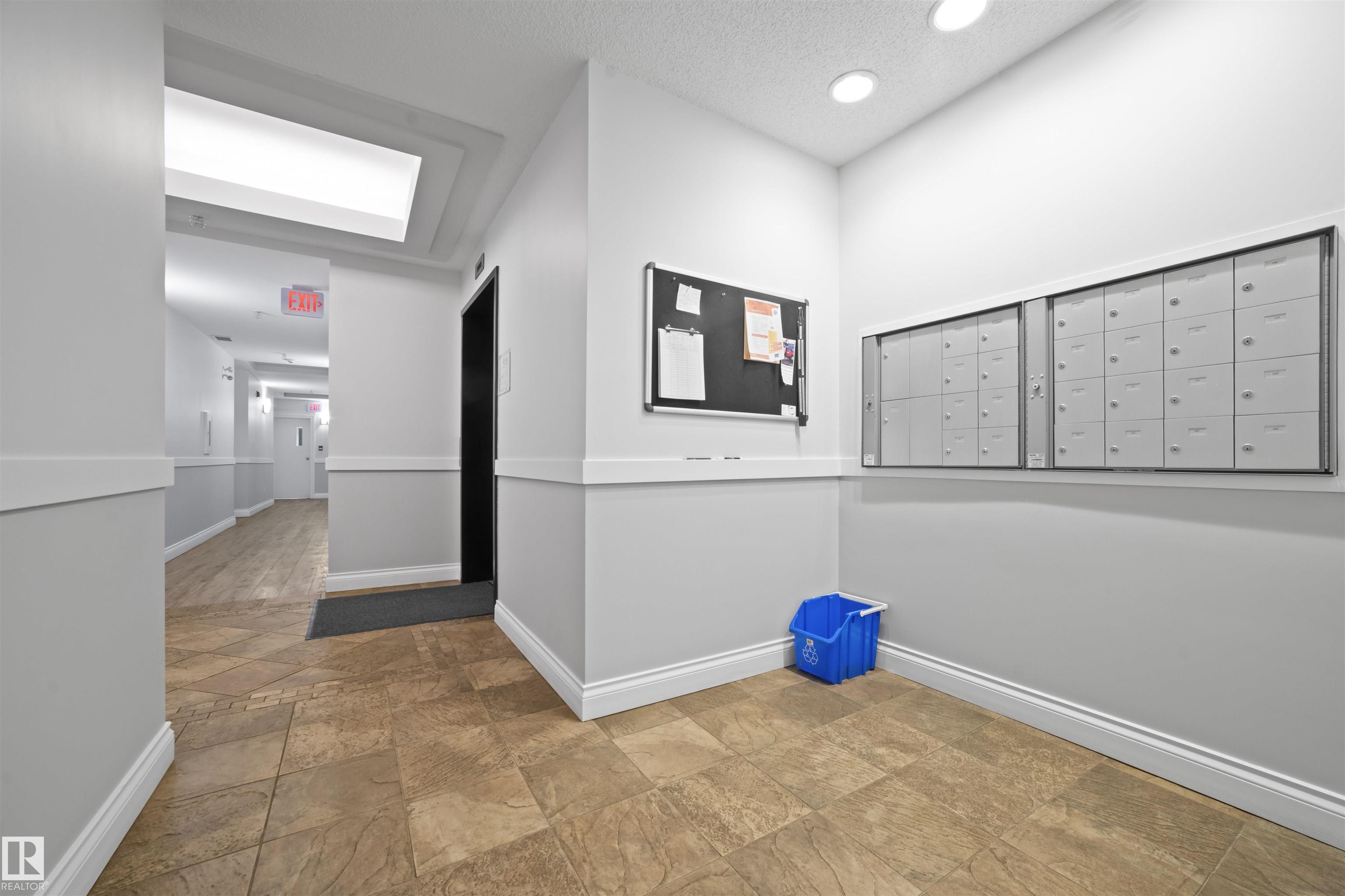 Photo 37 at 405 - 10232 115 Street NW, Wîhkwêntôwin, Edmonton