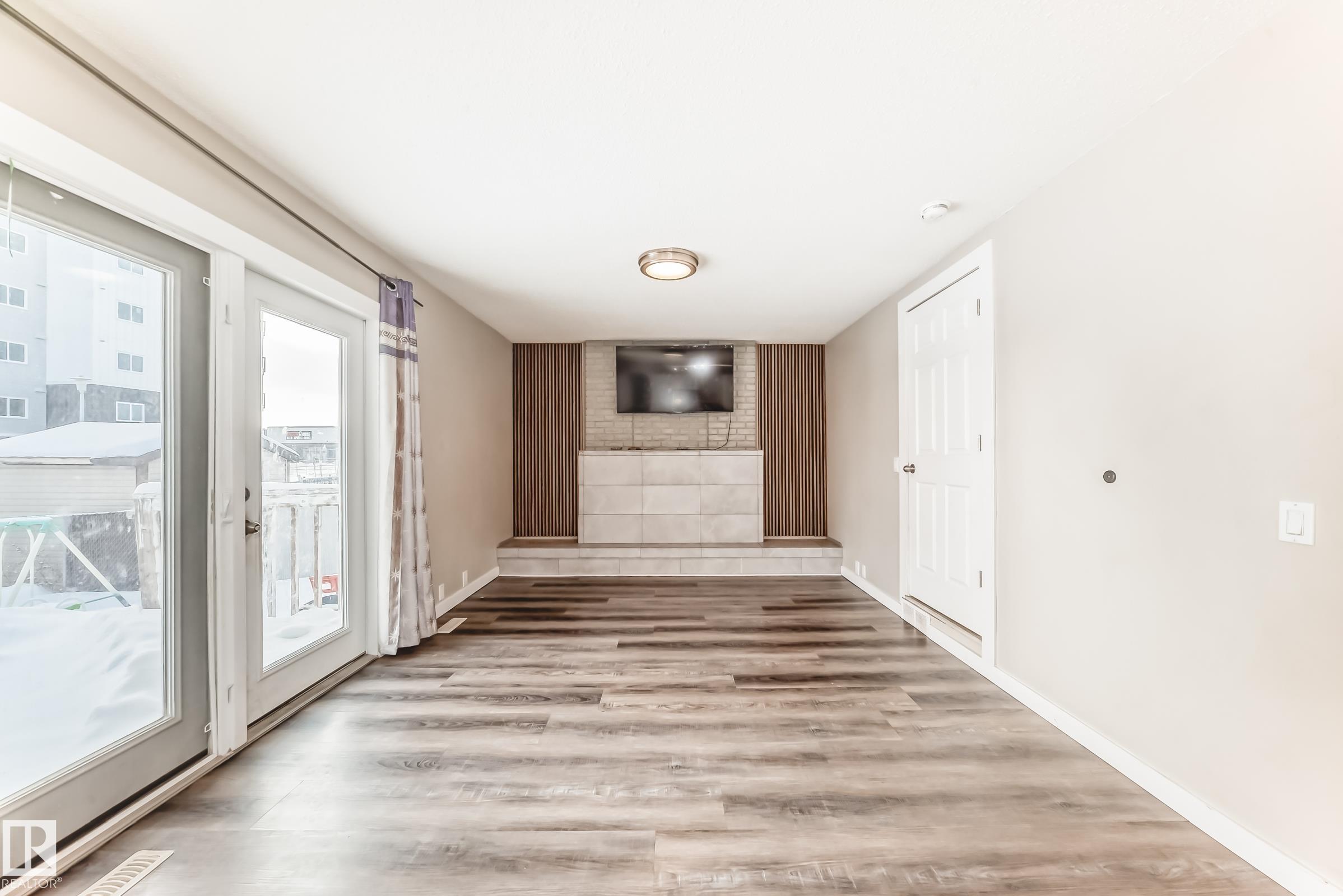 Photo 14 at 72 Howson Crescent NW, Canon Ridge, Edmonton