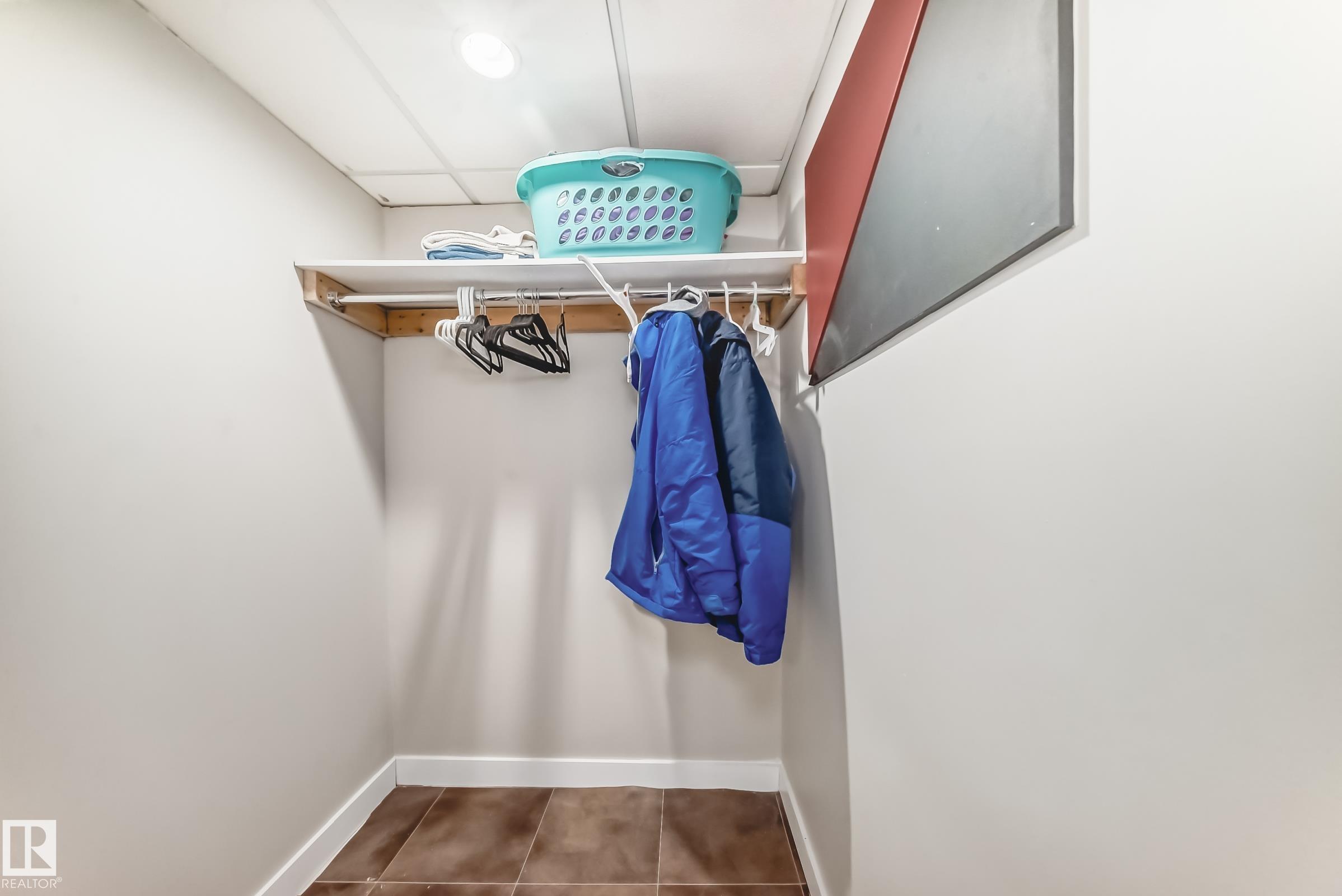 Photo 57 at 72 Howson Crescent NW, Canon Ridge, Edmonton