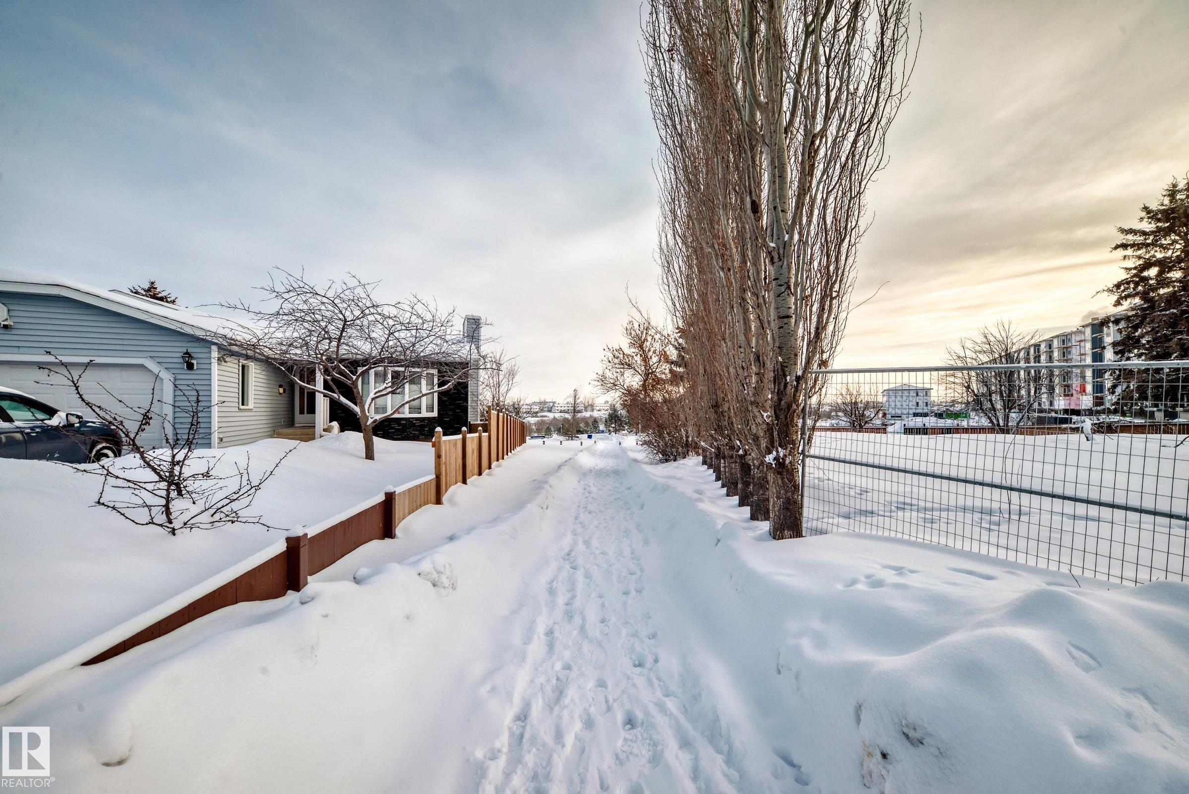 Photo 70 at 72 Howson Crescent NW, Canon Ridge, Edmonton