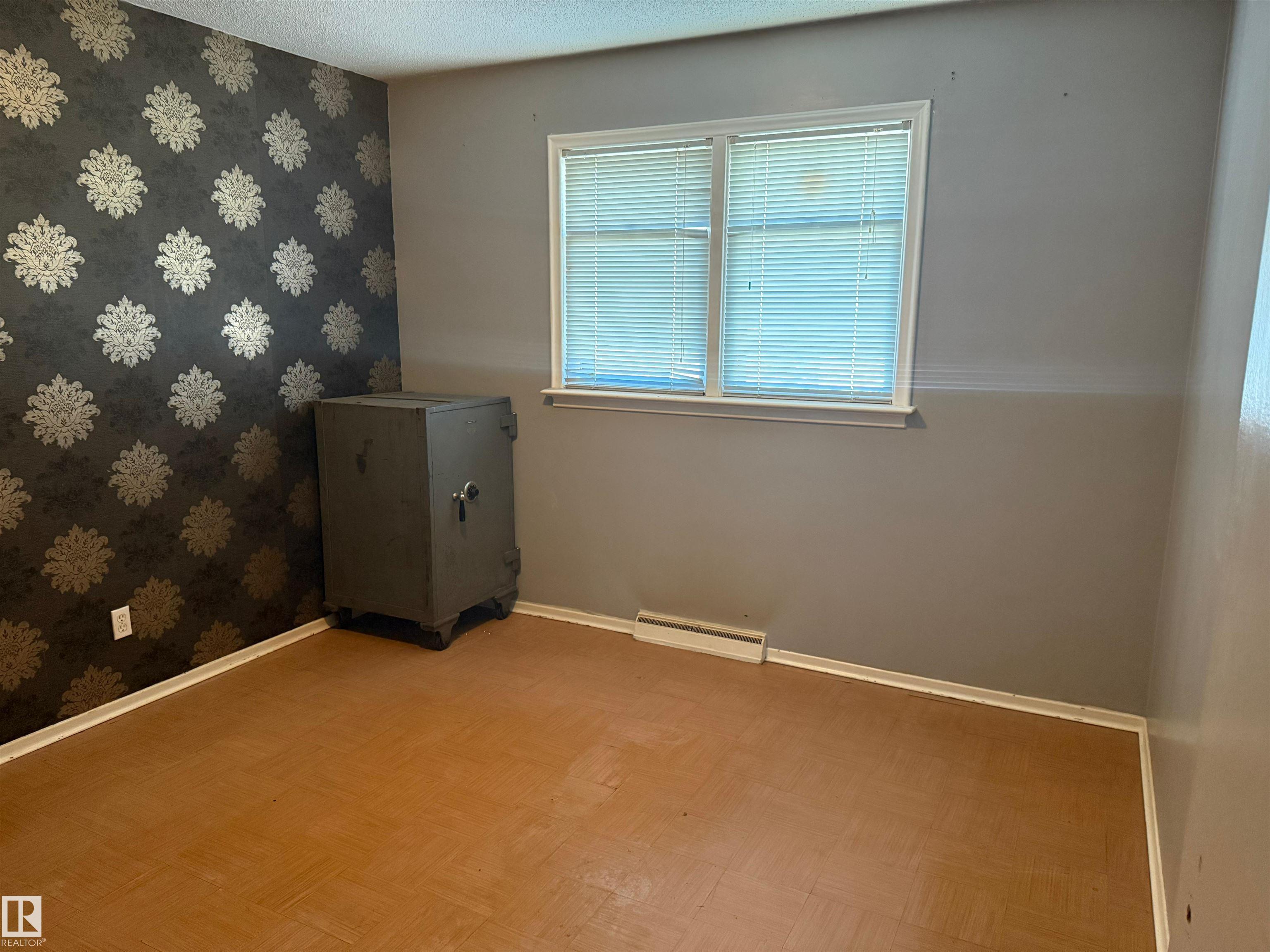 Photo 17 at 12425 126 Street NW, Prince Charles, Edmonton