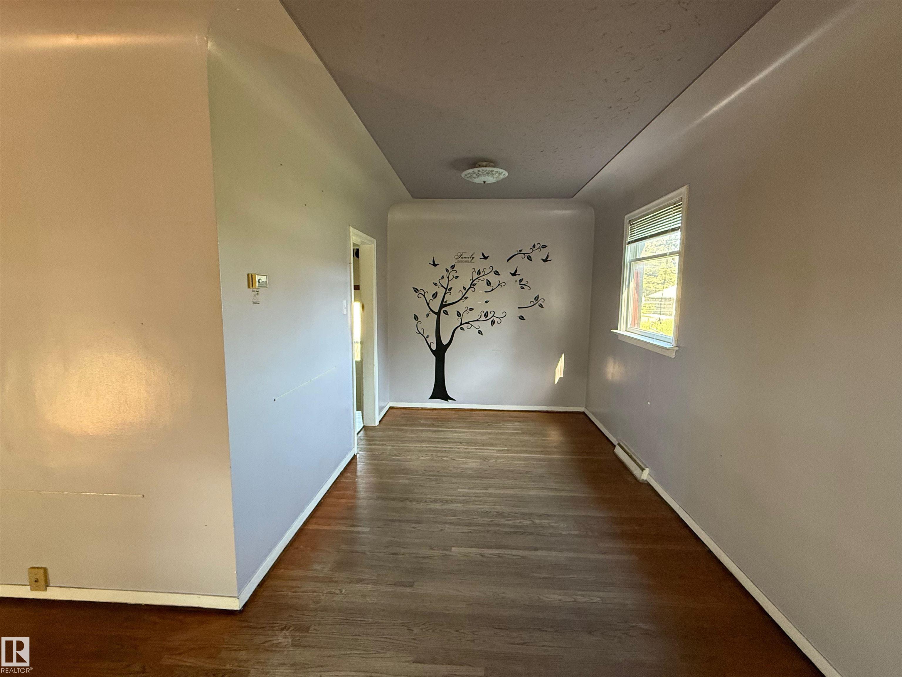 Photo 7 at 12425 126 Street NW, Prince Charles, Edmonton