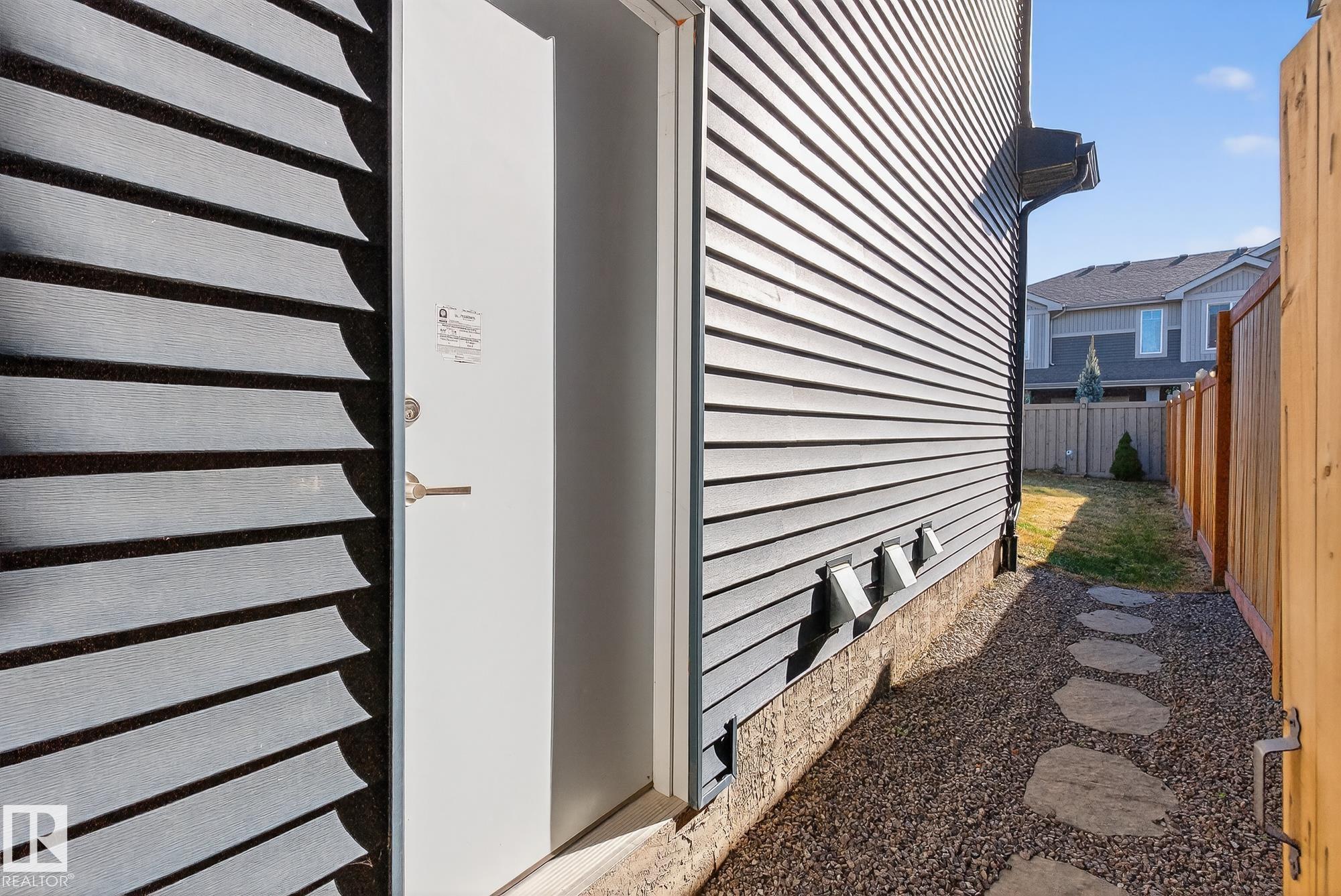 Photo 18 at 22015 85 Avenue NW, Rosenthal, Edmonton