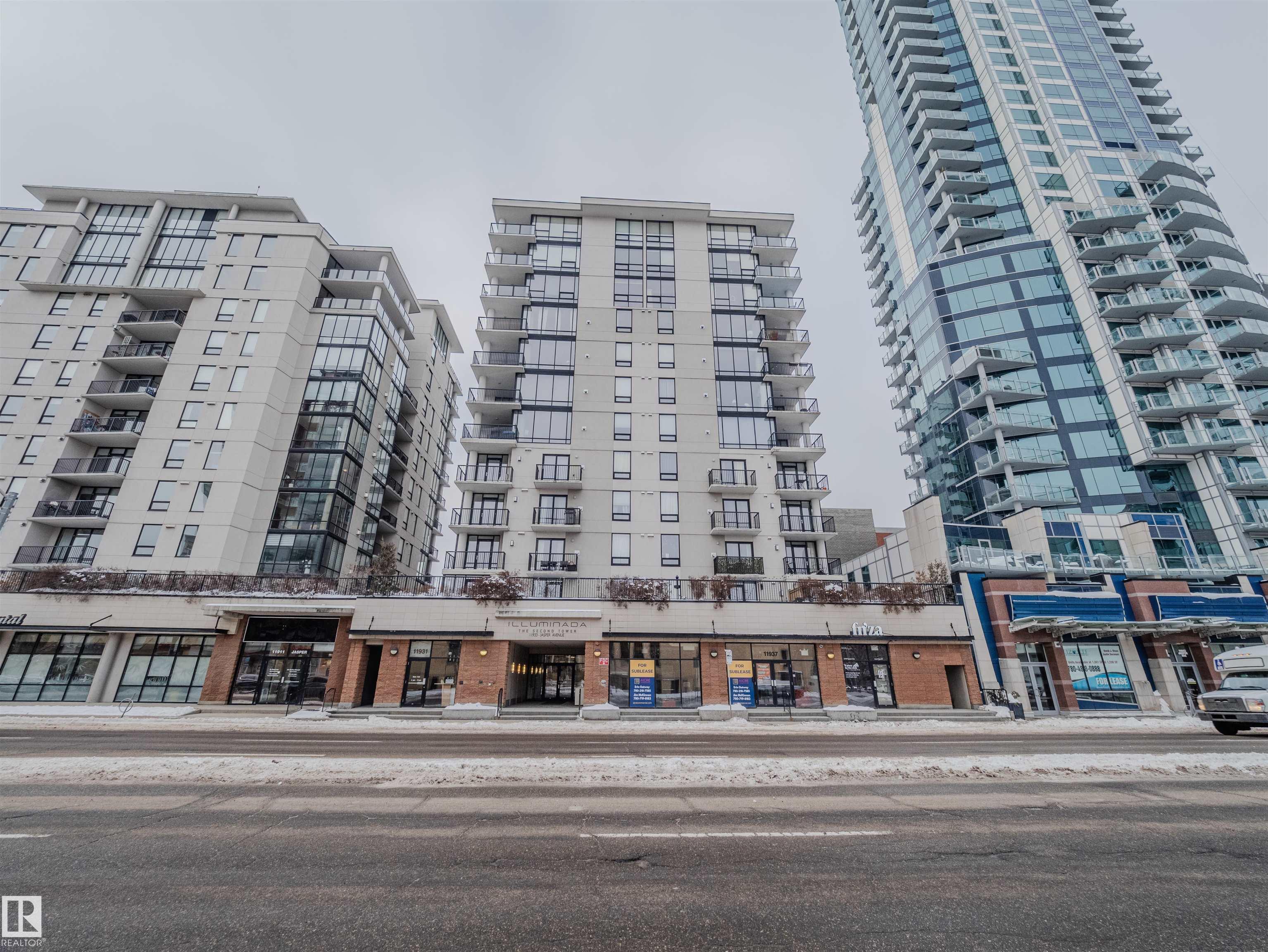 304 - 11933 Jasper Avenue NW, Wîhkwêntôwin, Edmonton