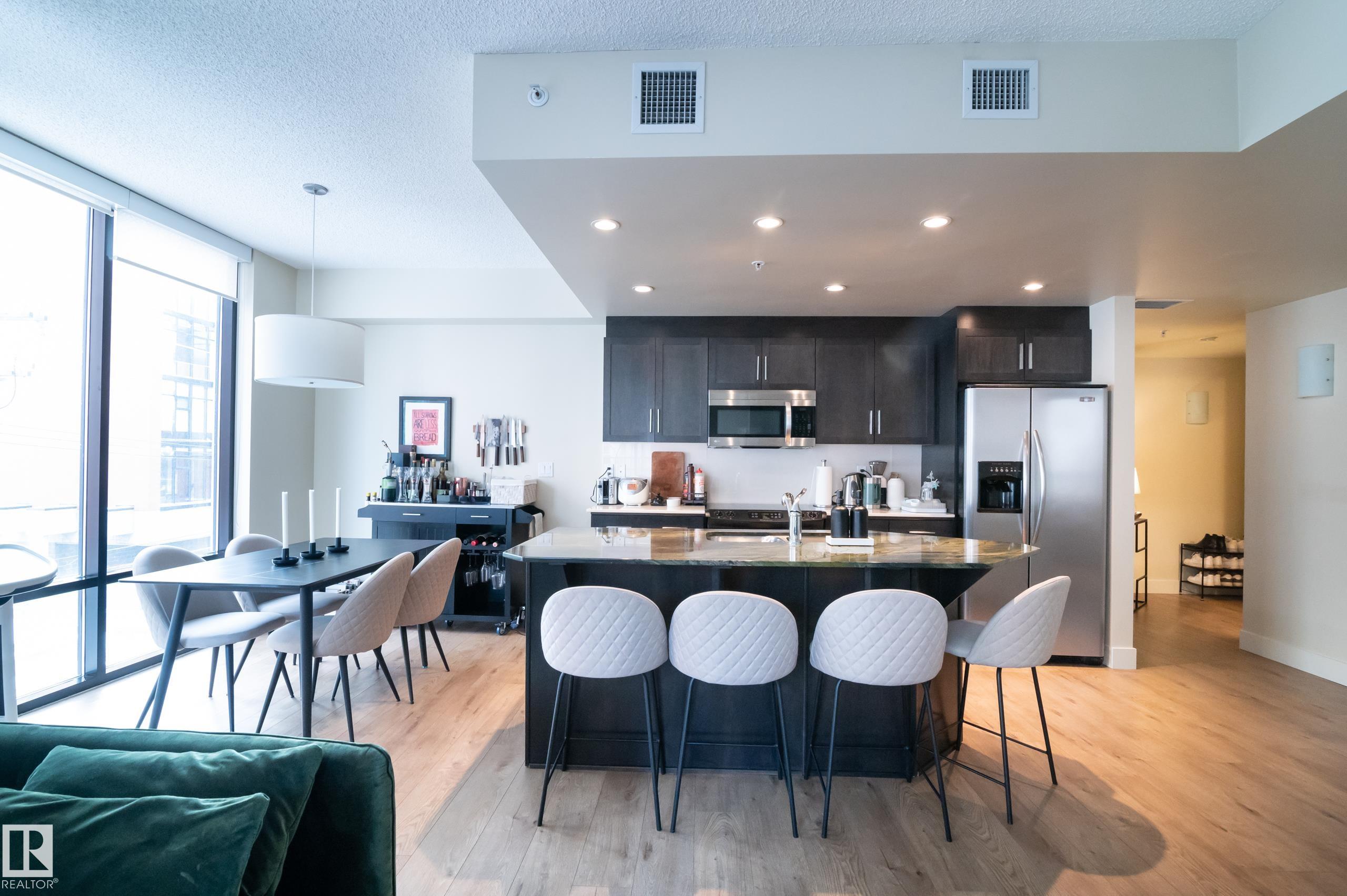 Photo 13 at 304 - 11933 Jasper Avenue NW, Wîhkwêntôwin, Edmonton