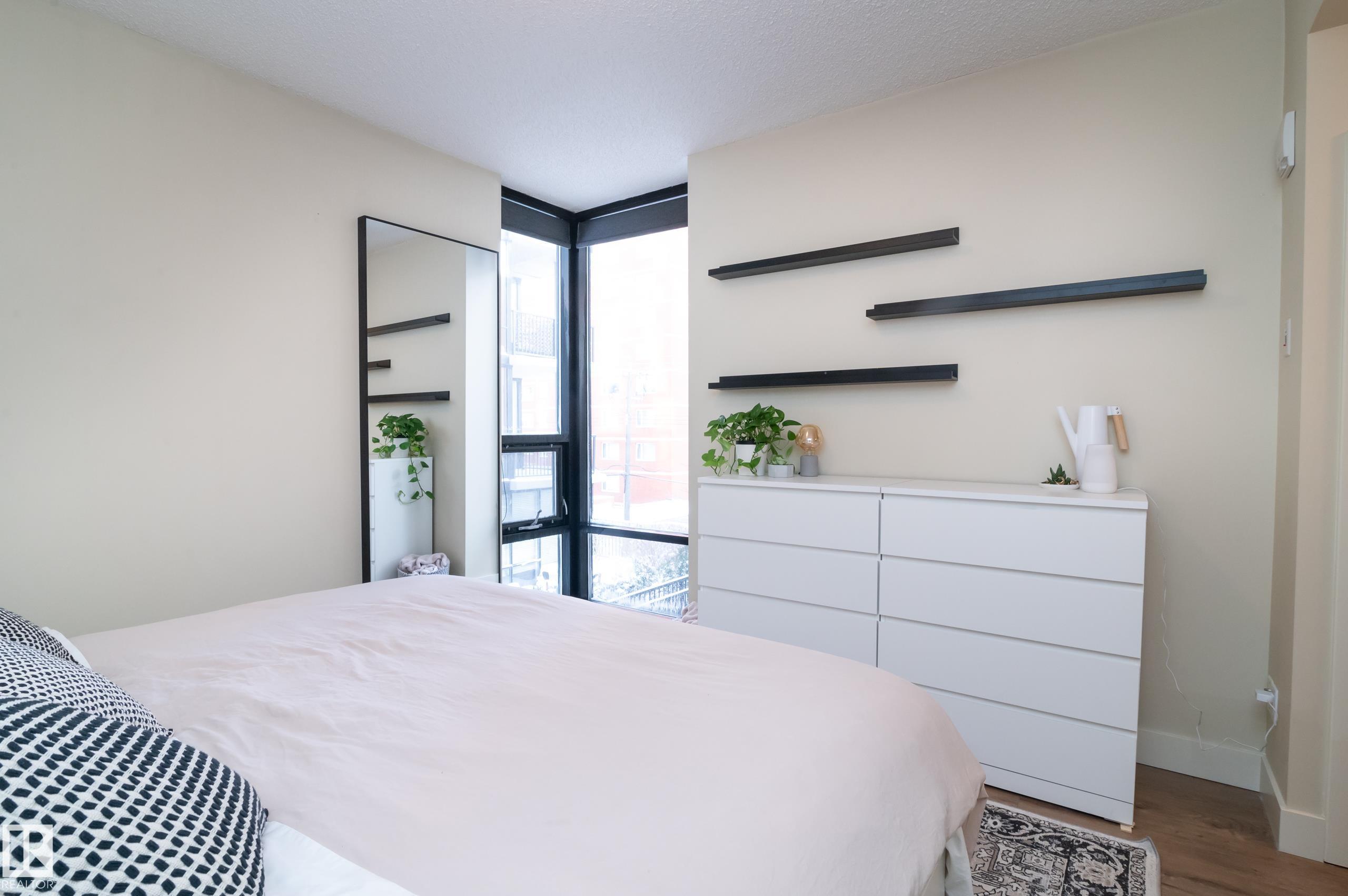 Photo 23 at 304 - 11933 Jasper Avenue NW, Wîhkwêntôwin, Edmonton