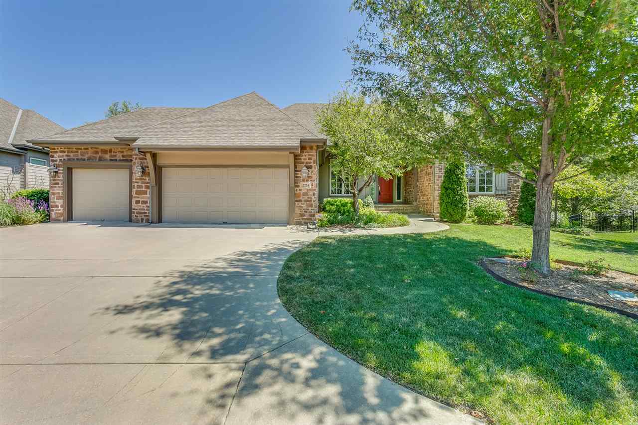2224 N Williamsgate Ct Wichita Ks 67228 574129 For Sale