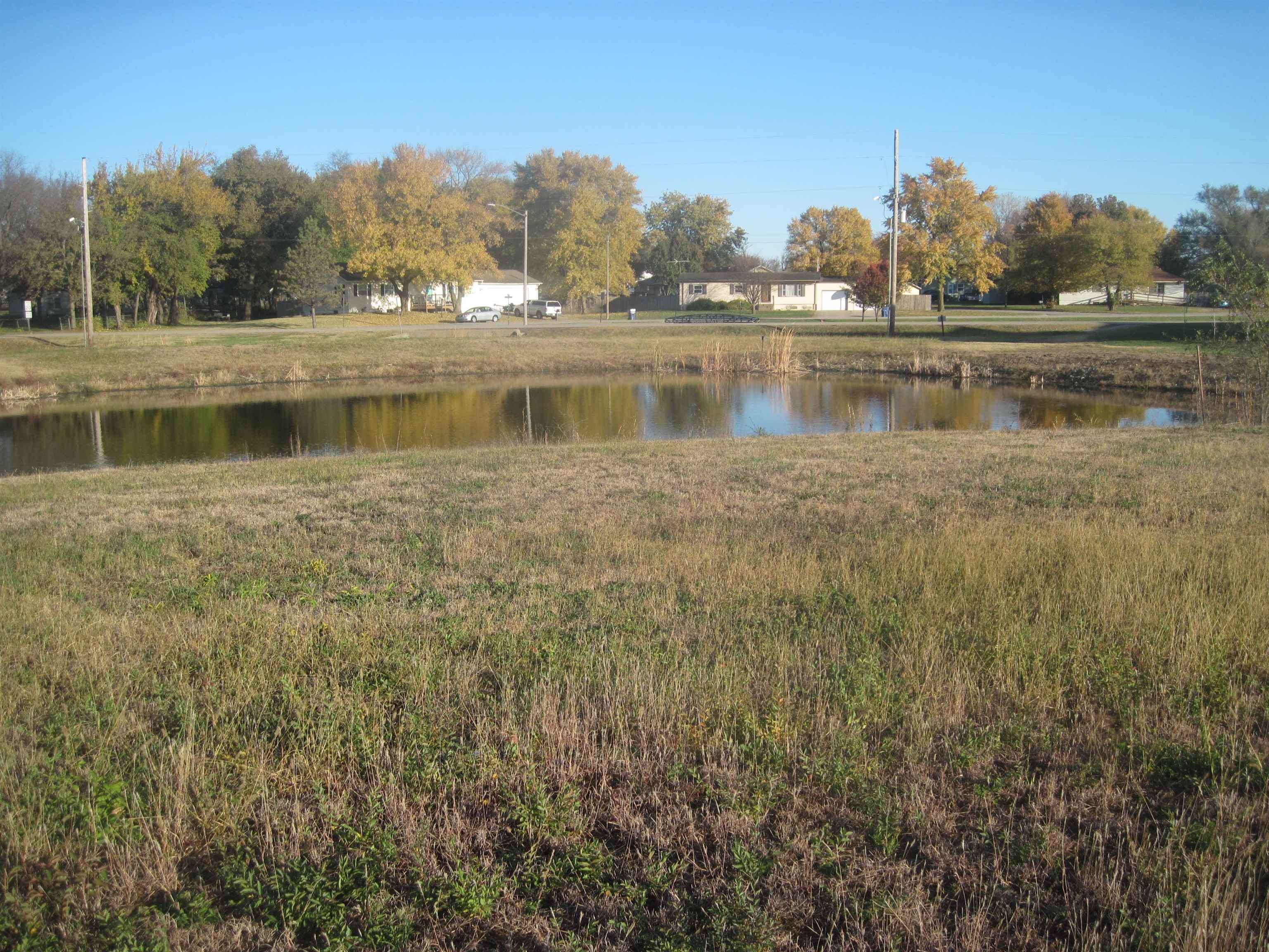 Photo of 109 S Cottonwood Ct in Whitewater, KS