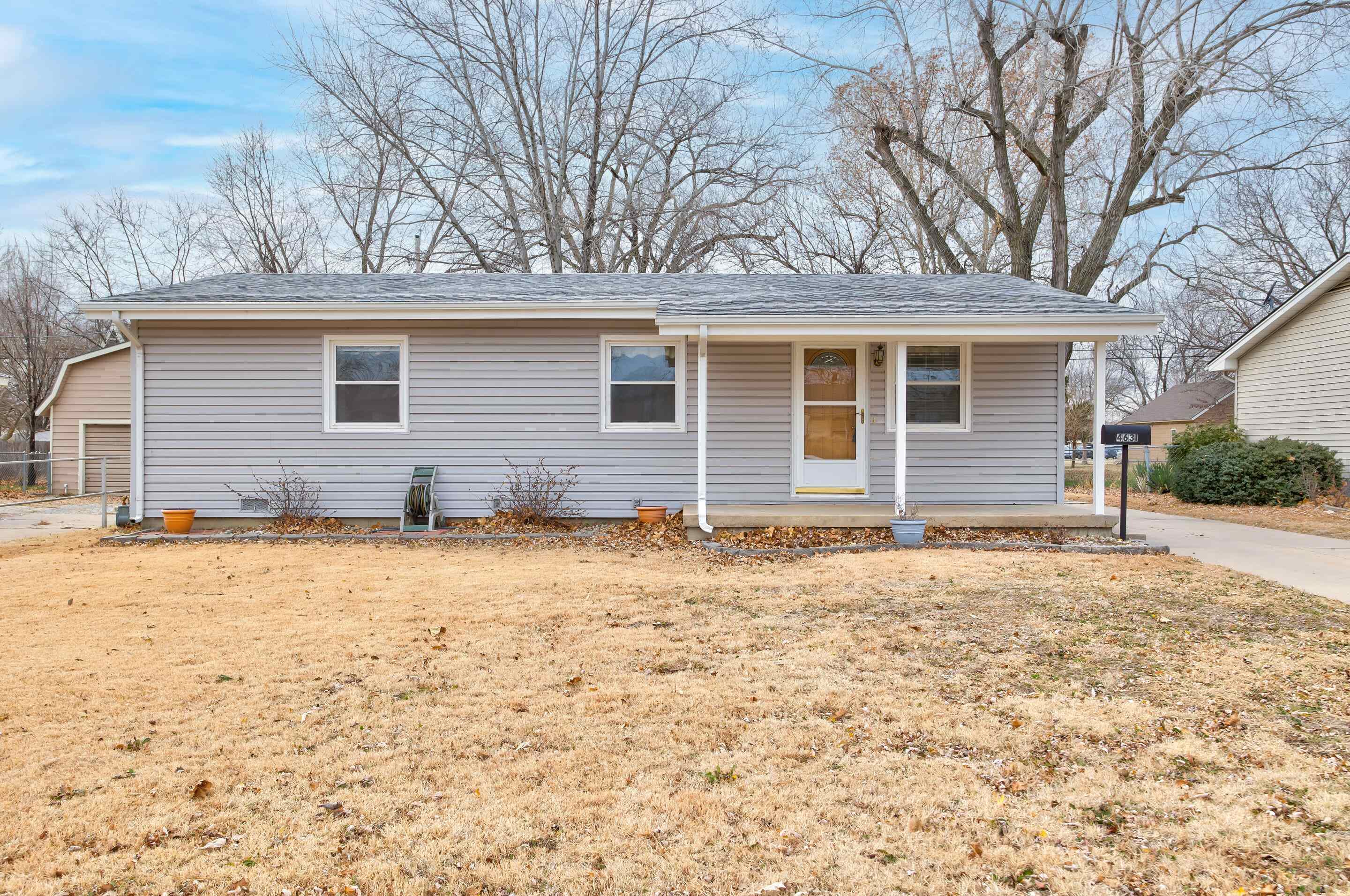 Check out this amazingly kept home in south Wichita. You will love it's convenient location, next to