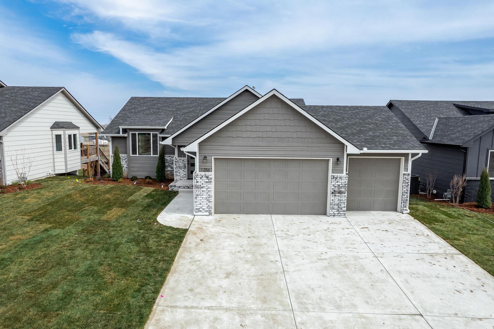 Photo of 1256 Outland in Goddard, KS