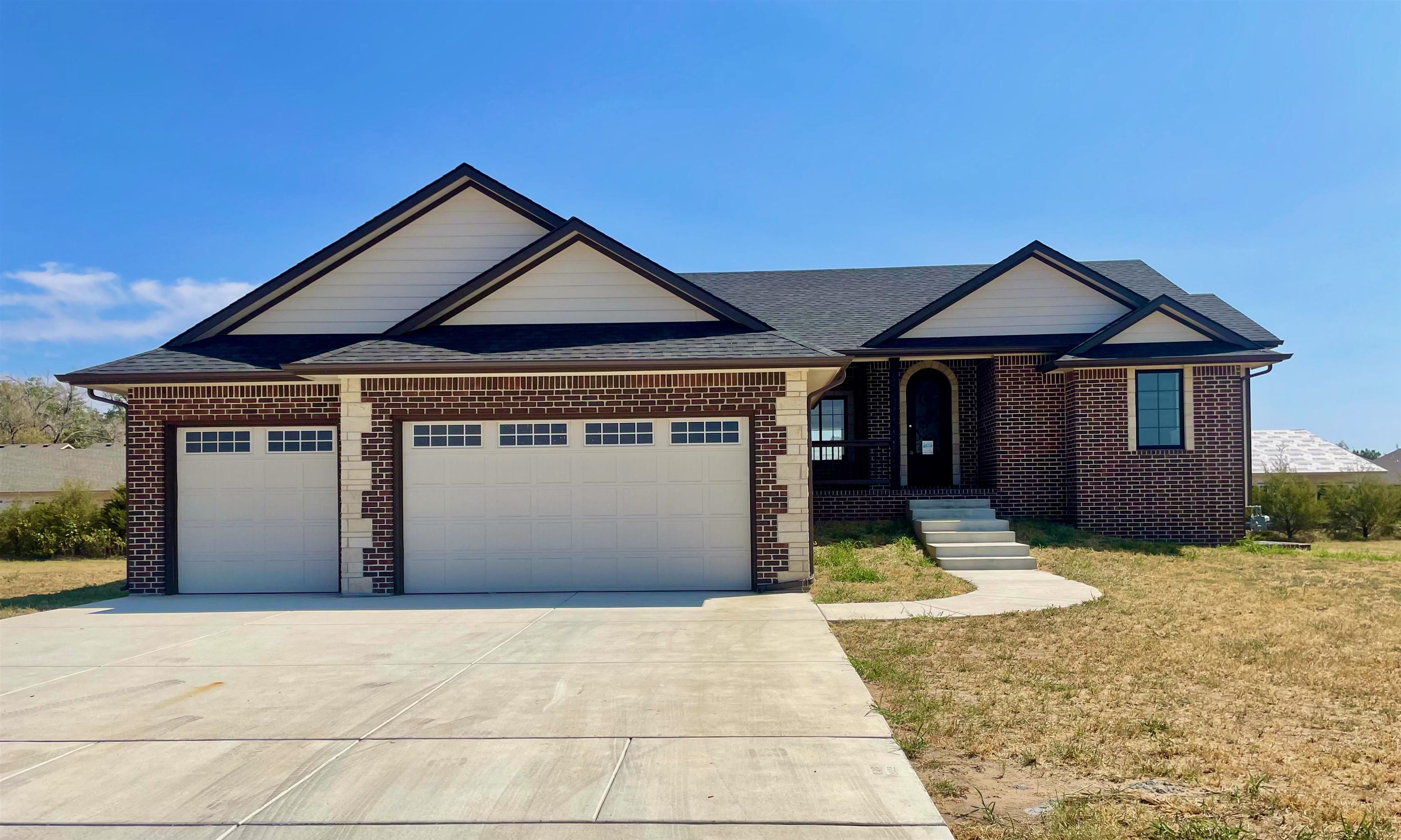 Photo of 5714 N Edwards Ct in Wichita, KS