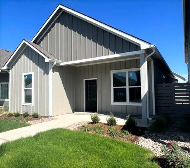 Photo of 437 E Douglas in Andover, KS