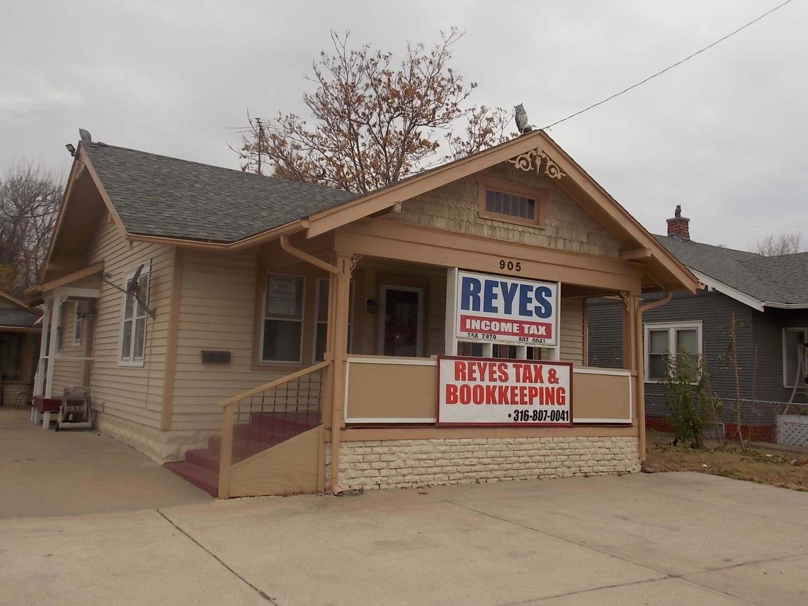 Photo of 905 S Seneca St in Wichita, KS