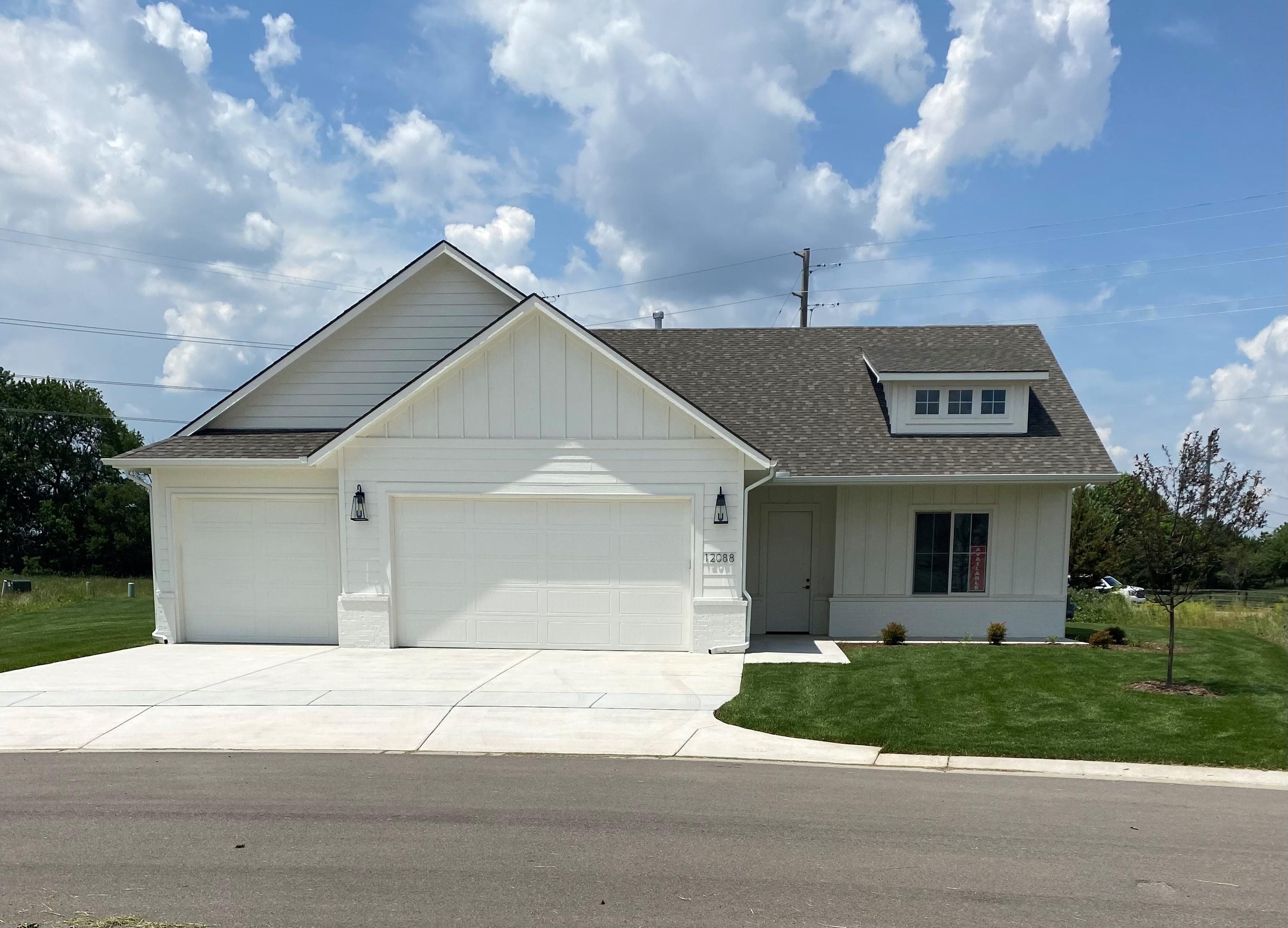 Photo of 12088 E Shadowridge St in Wichita, KS